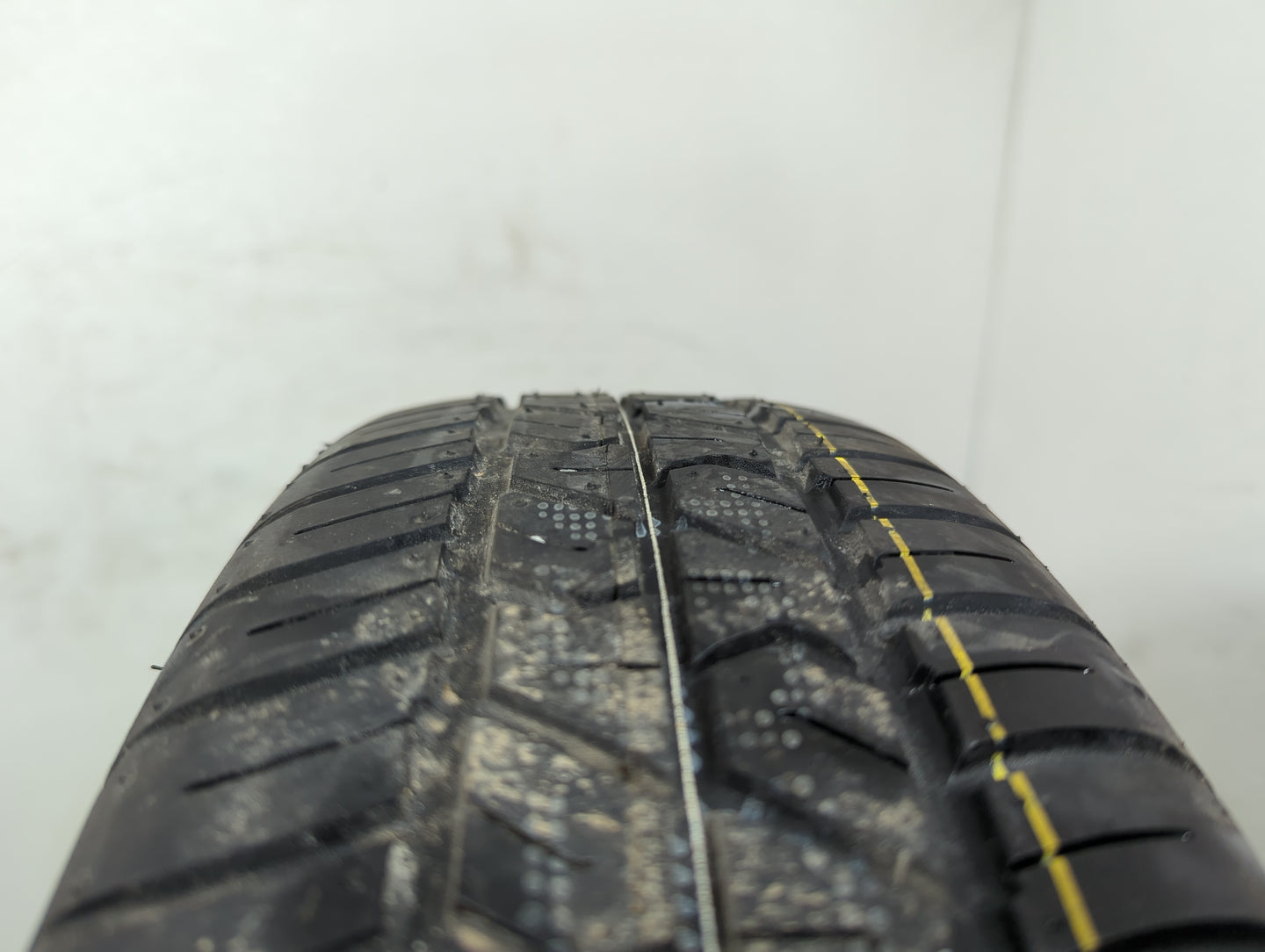 2010-2017 Chevrolet Equinox Spare Donut Tire Wheel Rim Oem 1172473 - Oemusedautoparts1.com