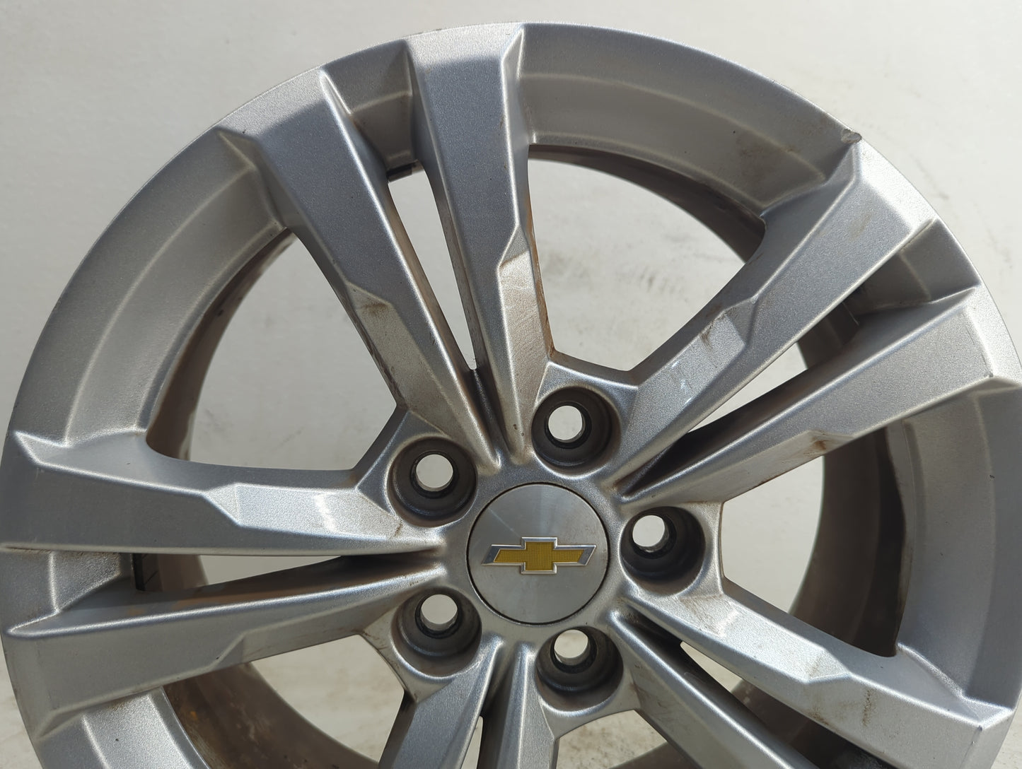 2010-2017 Chevrolet Equinox Oem Wheel Rim 1172474 - Oemusedautoparts1.com