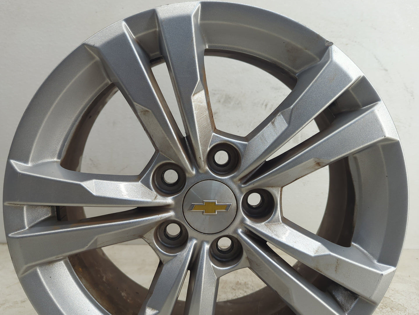 2010-2017 Chevrolet Equinox Oem Wheel Rim 1172474 - Oemusedautoparts1.com