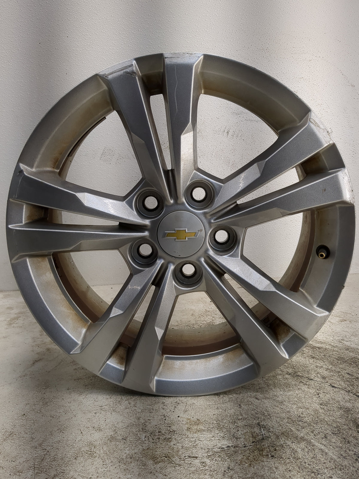 2010-2017 Chevrolet Equinox Oem Wheel Rim 1173964 - Oemusedautoparts1.com