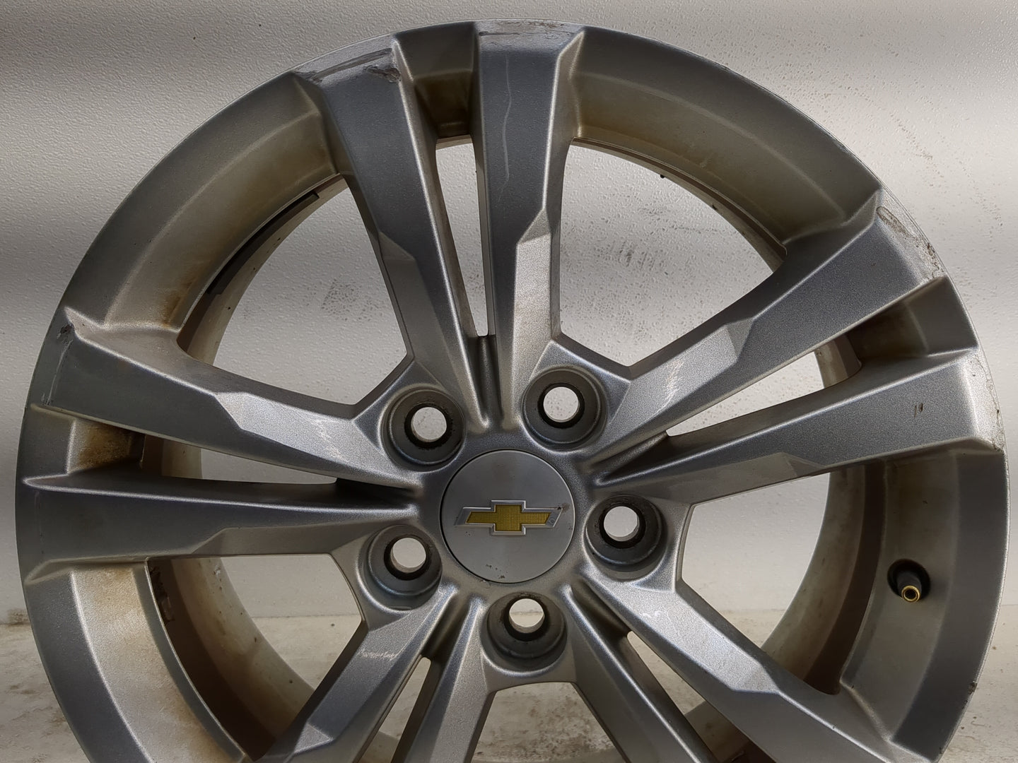 2010-2017 Chevrolet Equinox Oem Wheel Rim - Oemusedautoparts1.com