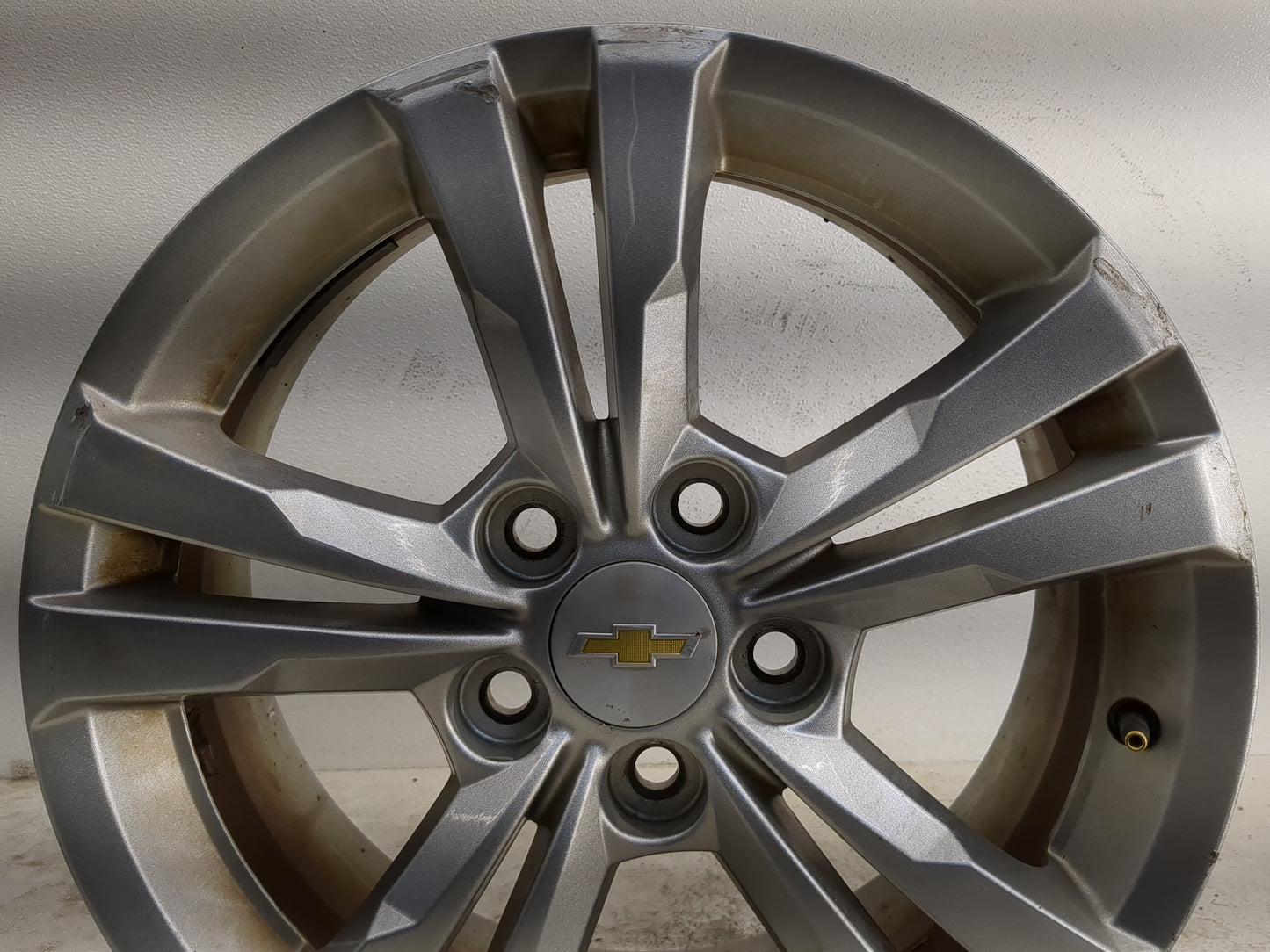 2010-2017 Chevrolet Equinox Oem Wheel Rim 1173964 - Oemusedautoparts1.com