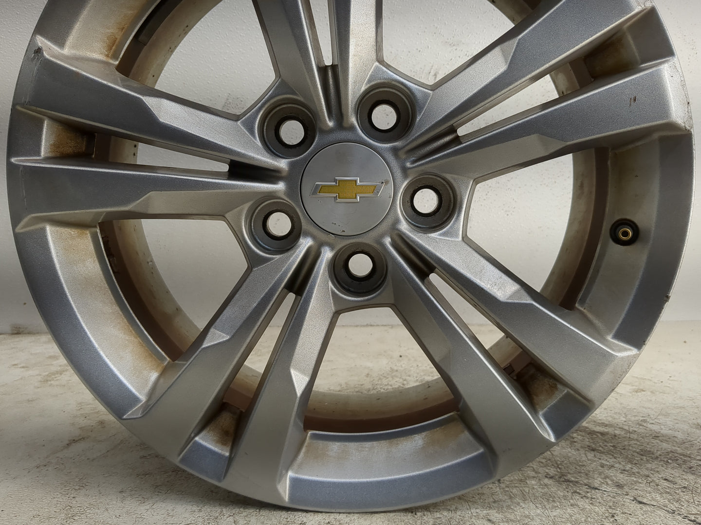 2010-2017 Chevrolet Equinox Oem Wheel Rim 1173964 - Oemusedautoparts1.com