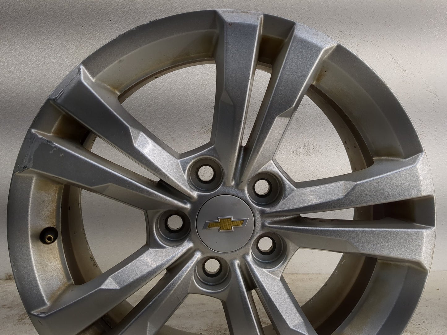 2010-2017 Chevrolet Equinox Oem Wheel Rim - Oemusedautoparts1.com
