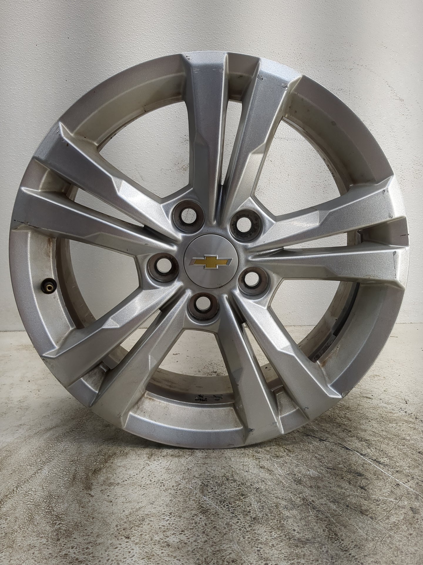 2010-2017 Chevrolet Equinox Oem Wheel Rim - Oemusedautoparts1.com