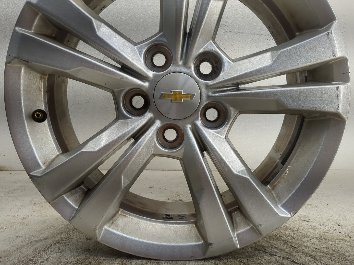 2010-2017 Chevrolet Equinox Oem Wheel Rim - Oemusedautoparts1.com