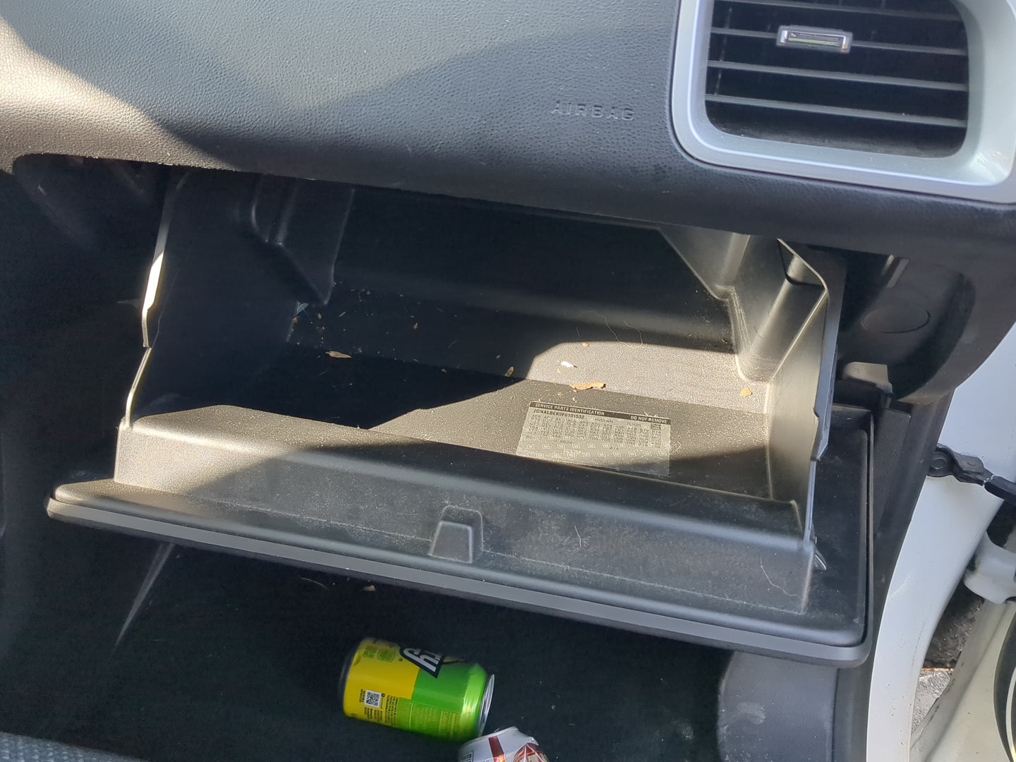 2015 Chevrolet Equinox Passenger Glove Box Door Storage Compartment 1174828 - Oemusedautoparts1.com
