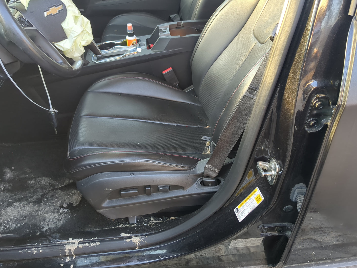 2014-2017 Chevrolet Equinox Driver Front Seat Oem 1174944 - Oemusedautoparts1.com
