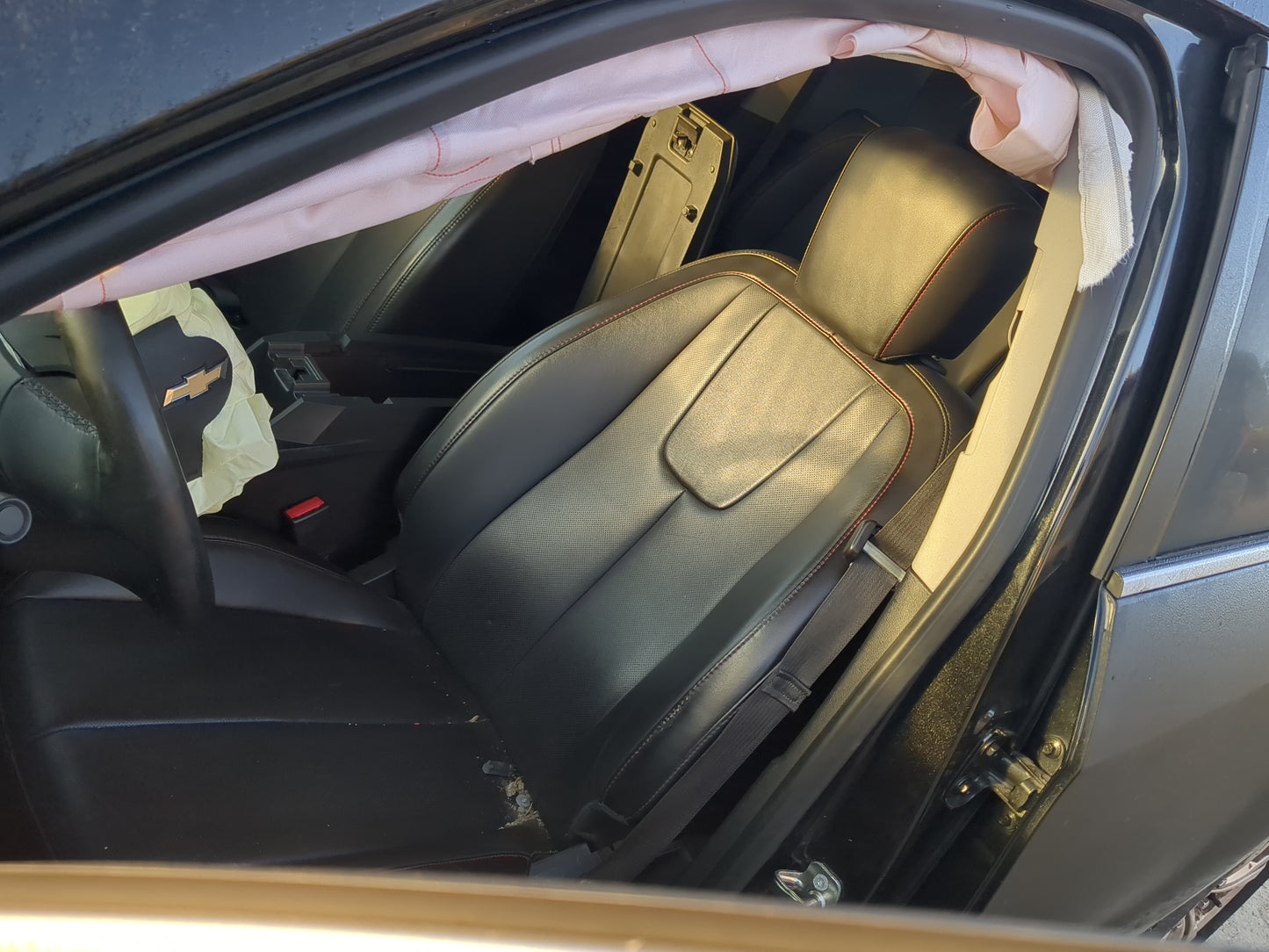 2014-2017 Chevrolet Equinox Driver Front Seat Oem 1174944 - Oemusedautoparts1.com