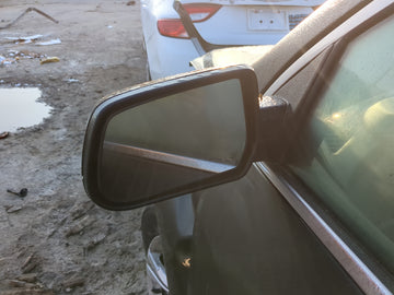 2015-2017 Chevrolet Equinox Driver Side View Mirror - Left Door Mirror OEM Used