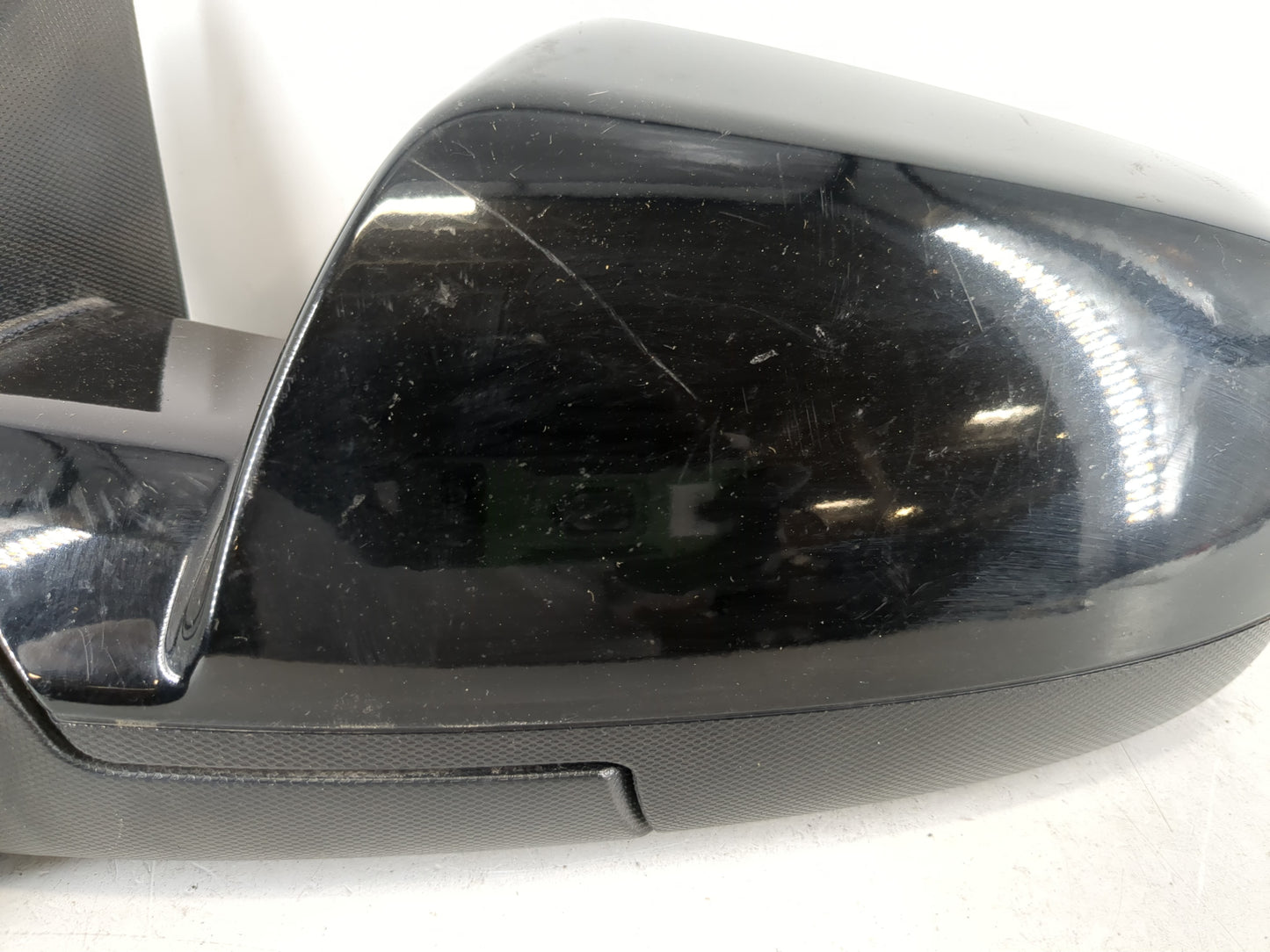 2015-2017 Chevrolet Equinox Driver Side View Mirror - Left Door Mirror OEM Used - Oemusedautoparts1.com