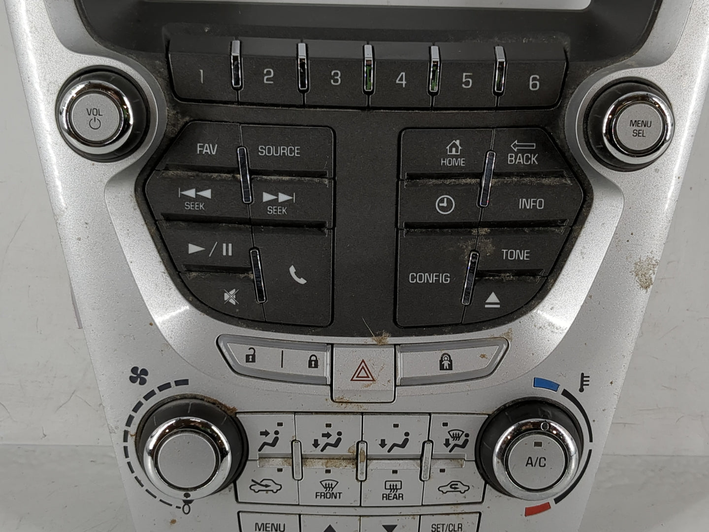 2012-2015 Chevrolet Equinox Radio AM FM Cd Player Receiver Replacement P/N:23450883 Fits Fits 2012 2013 2014 2015 OEM Used A