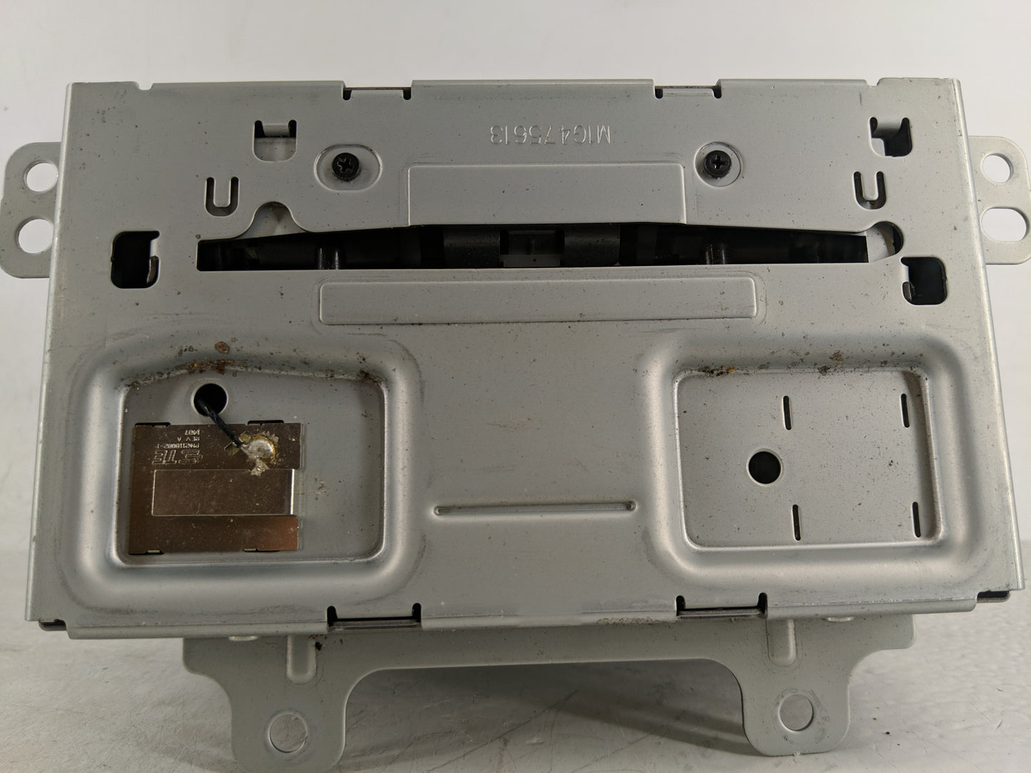 2015 Chevrolet Equinox Radio AM FM Cd Player Receiver Replacement P/N:23495273 Fits OEM Used Auto Parts - Oemusedautoparts1.