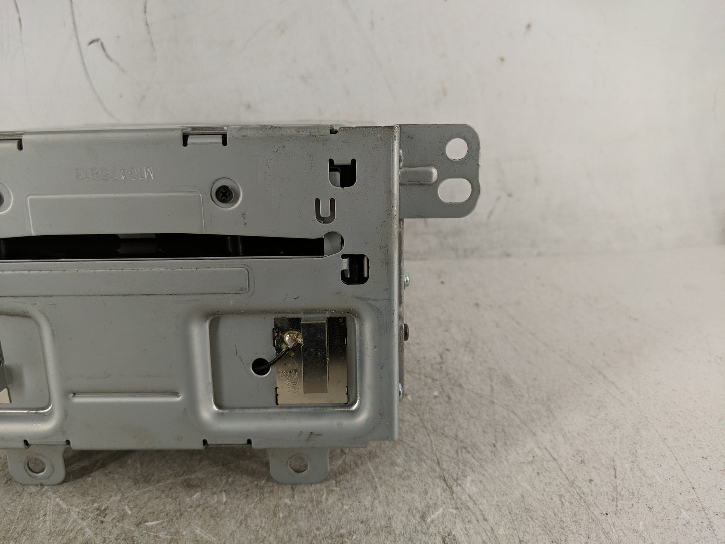 2015 Chevrolet Equinox Radio AM FM Cd Player Receiver Replacement P/N:23476256 Fits Fits 2014 2016 2017 OEM Used Auto Parts 