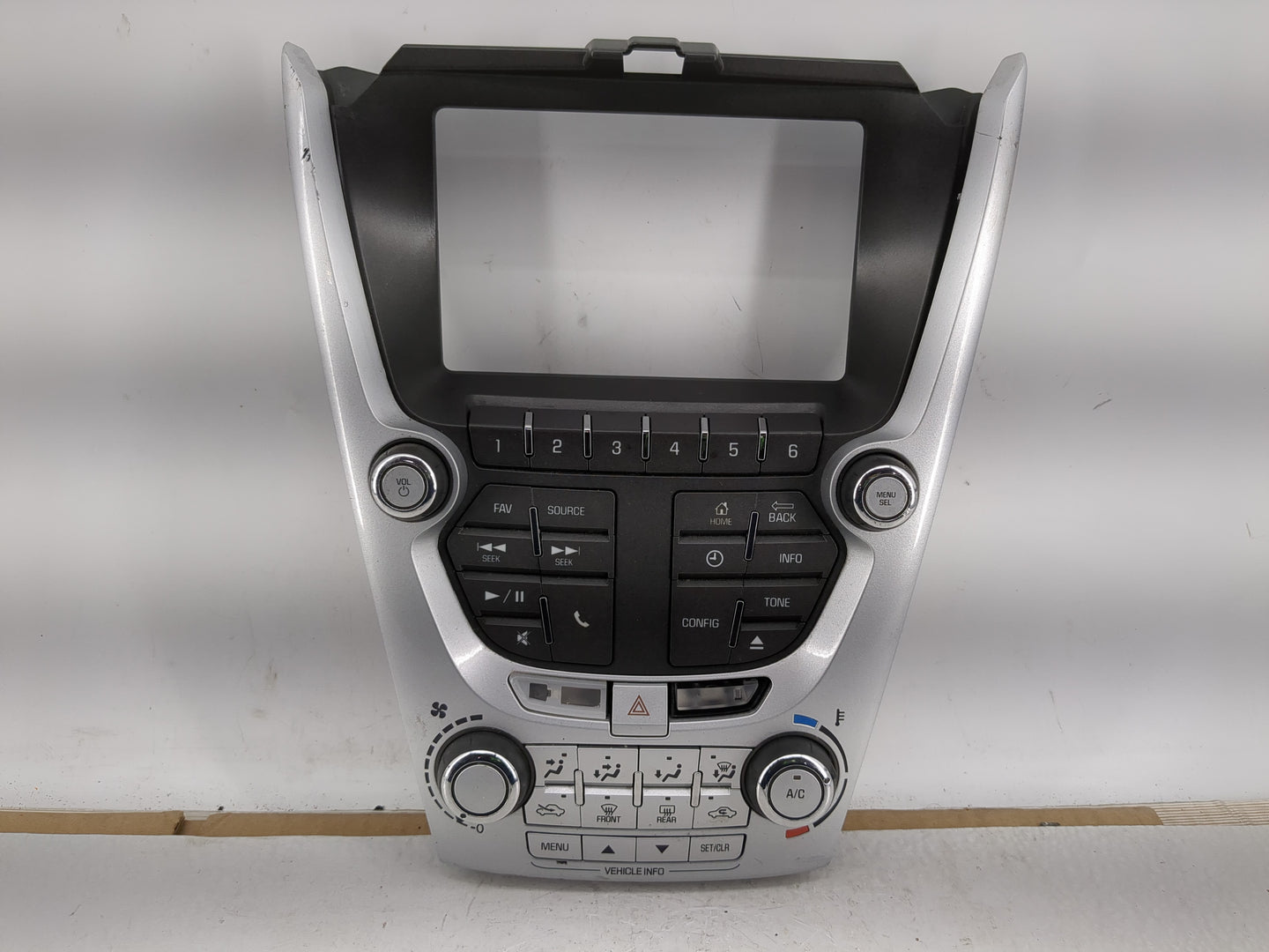 2012-2015 Chevrolet Equinox Radio Control Panel - Oemusedautoparts1.com