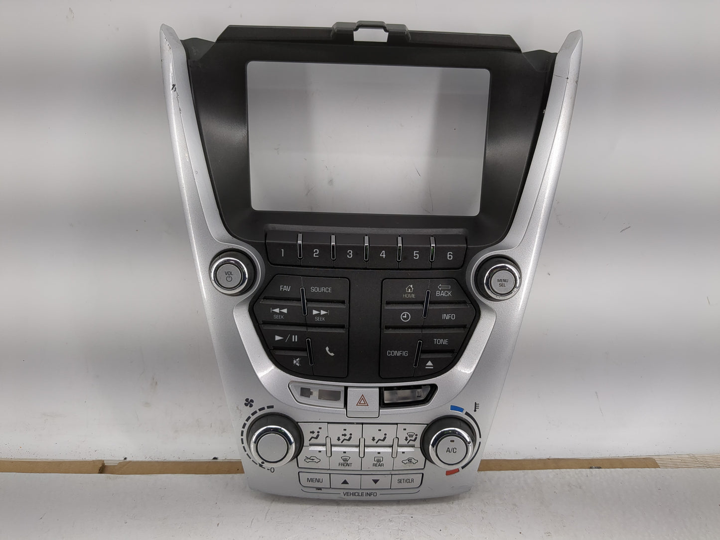 2012-2015 Chevrolet Equinox Radio Control Panel - Oemusedautoparts1.com