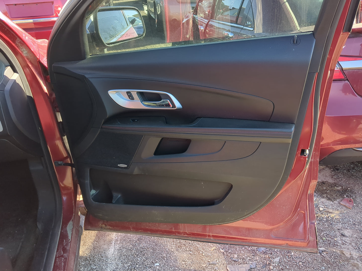 2015 Chevrolet Equinox Front Right Passenger Interior Door Panel Trim - Oemusedautoparts1.com