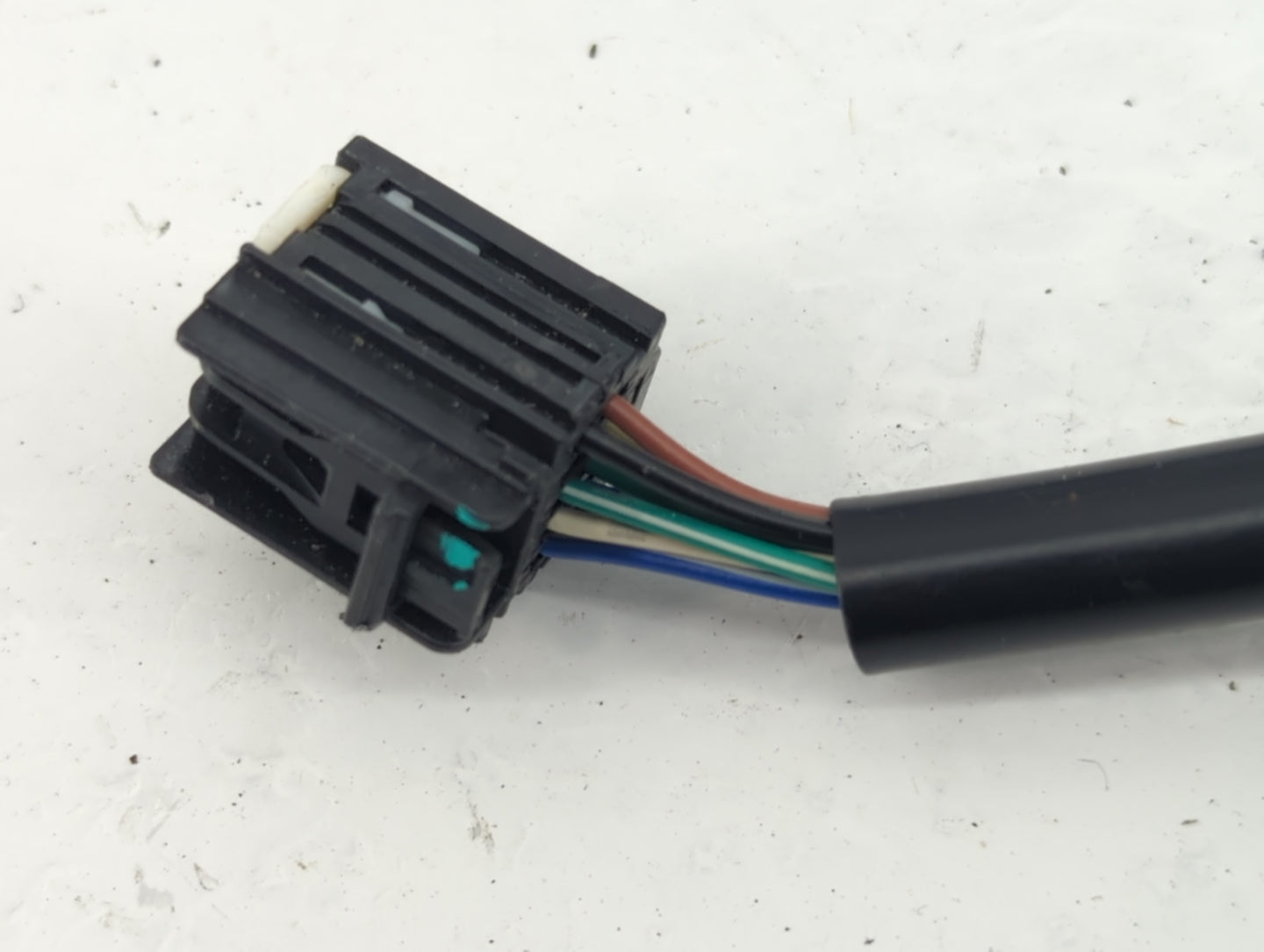 2015-2017 Chevrolet Equinox Driver Side View Mirror - Left Door Mirror OEM Used - Oemusedautoparts1.com