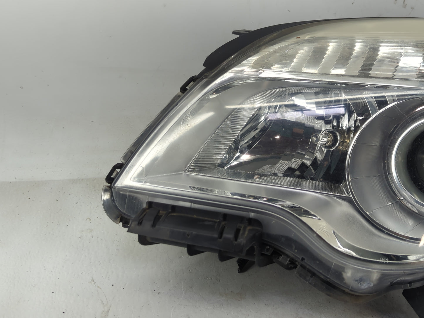 2010-2015 Chevrolet Equinox Driver Left Oem Head Light Headlight Lamp - Oemusedautoparts1.com
