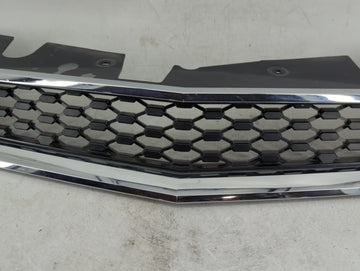 2010-2015 Chevrolet Equinox Front Grille Bumper Not Included