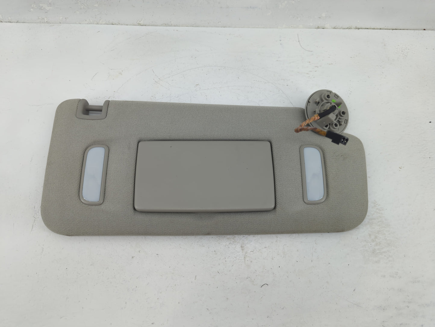 2010-2017 Chevrolet Equinox Sun Visor Shade Replacement Passenger Right Mirror Fits Fits 2010 2011 2012 2013 2014 2015 2016 