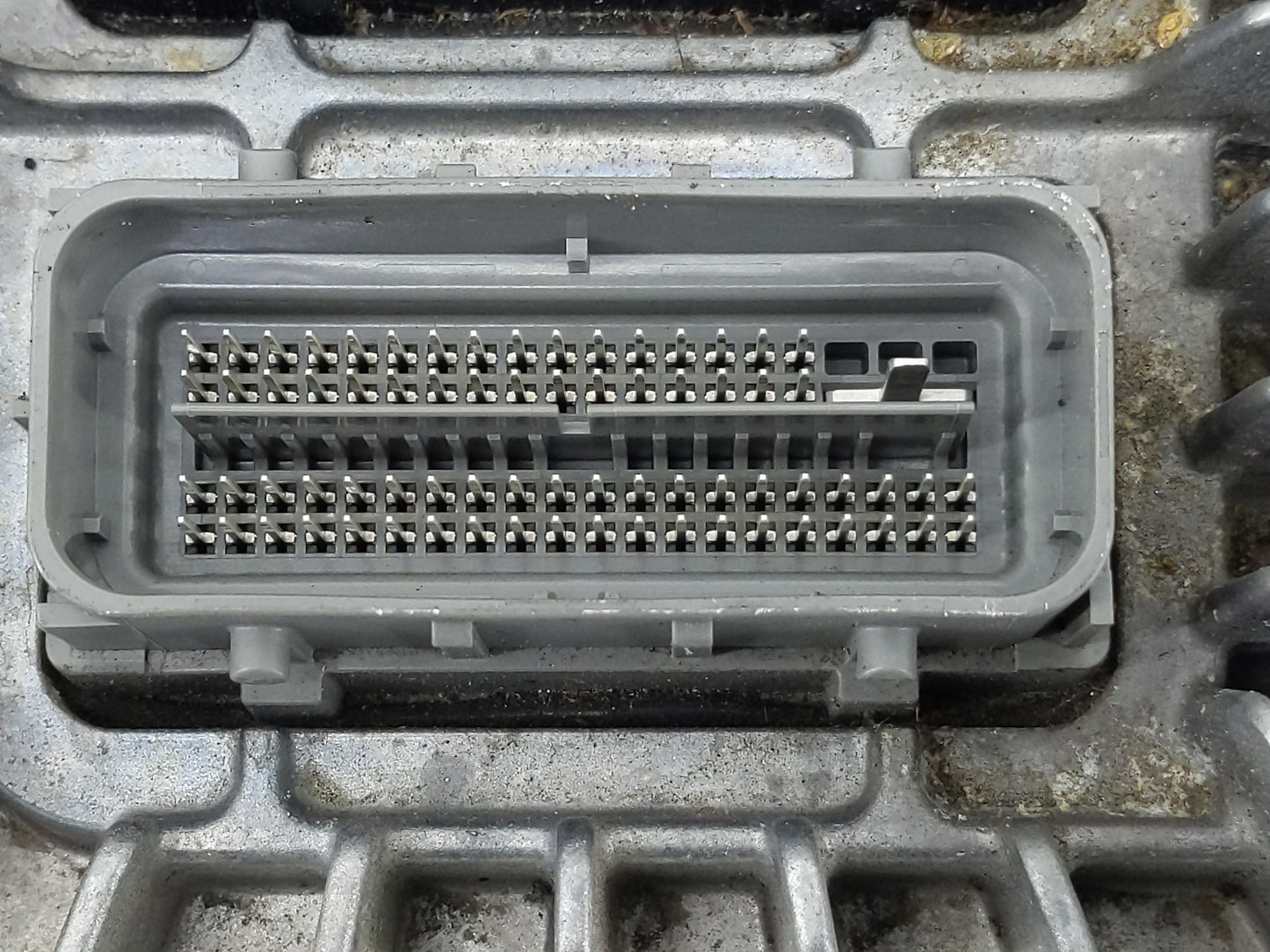 2013-2016 Chevrolet Equinox PCM Engine Control Computer ECU ECM PCU OEM P/N:12651807 Fits Fits 2013 2014 2015 2016 OEM Used 