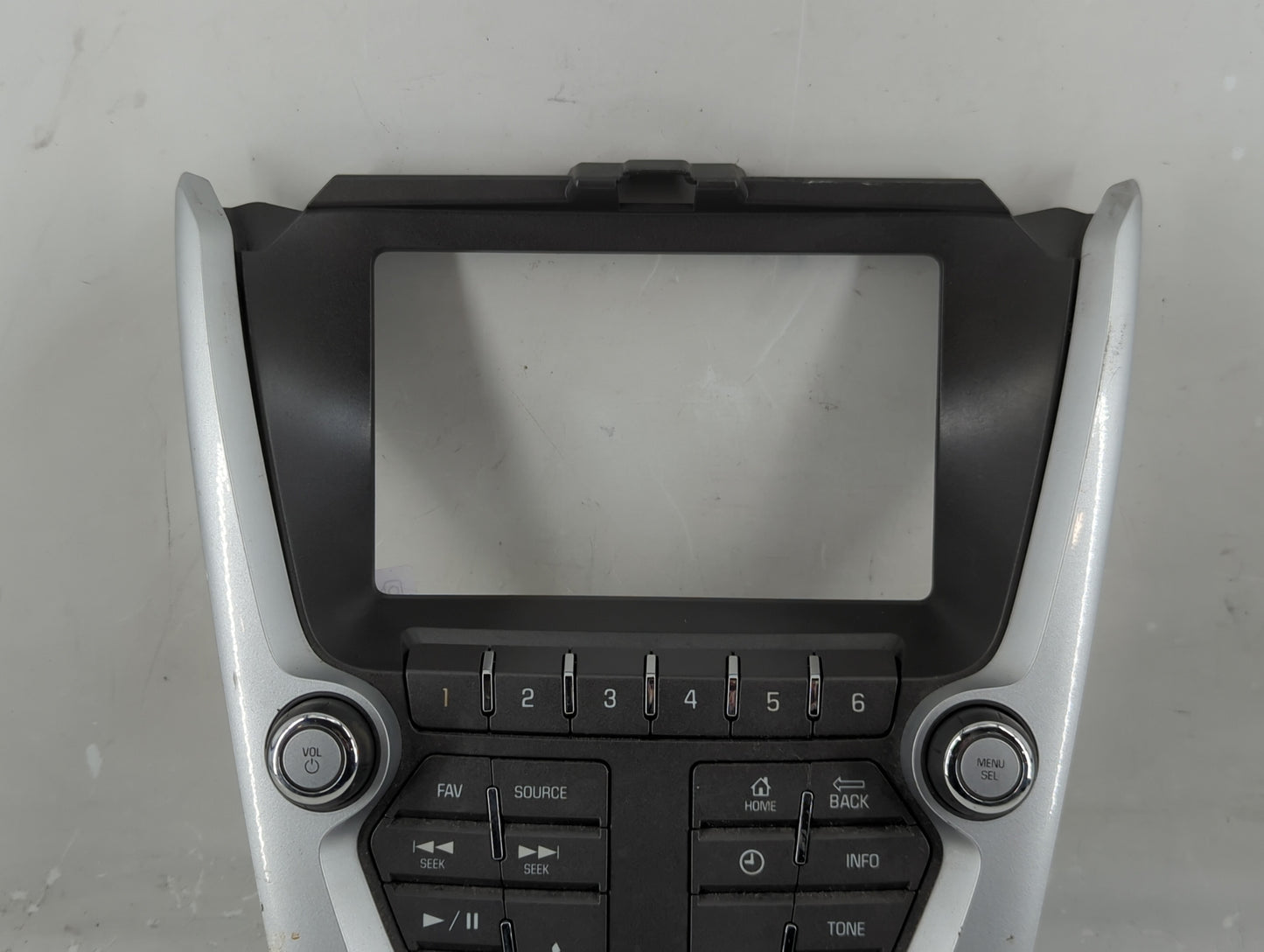 2012-2015 Chevrolet Equinox Radio Control Panel - Oemusedautoparts1.com