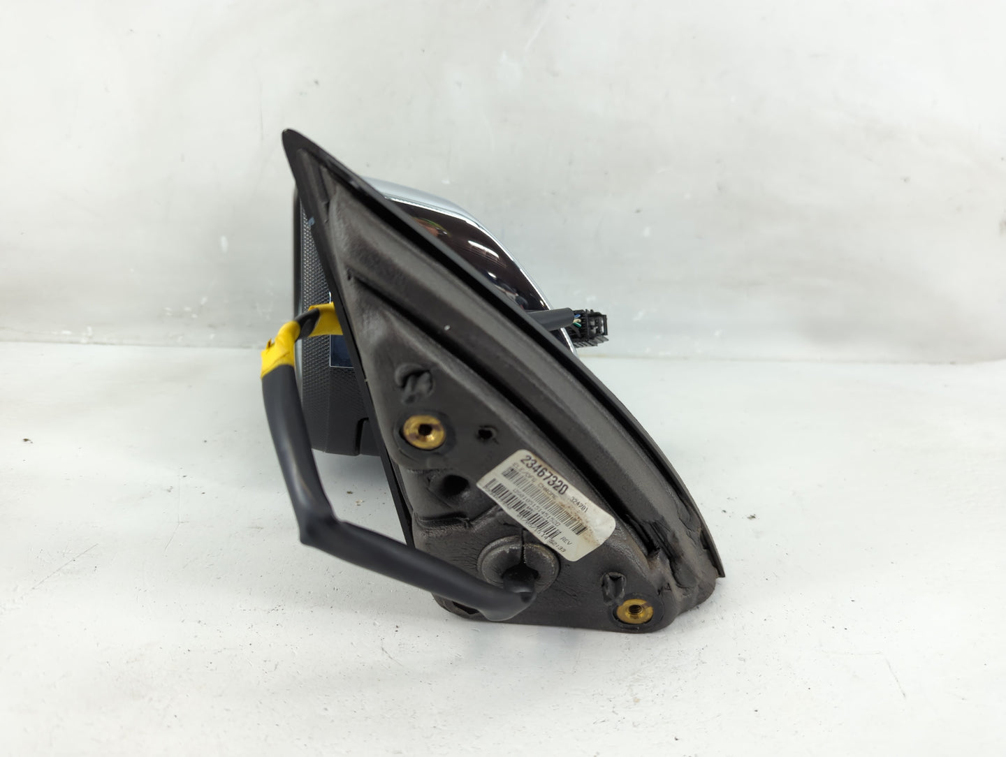 2015 Chevrolet Equinox Side Mirror Replacement Driver Left View Door Mirror Fits OEM Used Auto Parts - Oemusedautoparts1.com