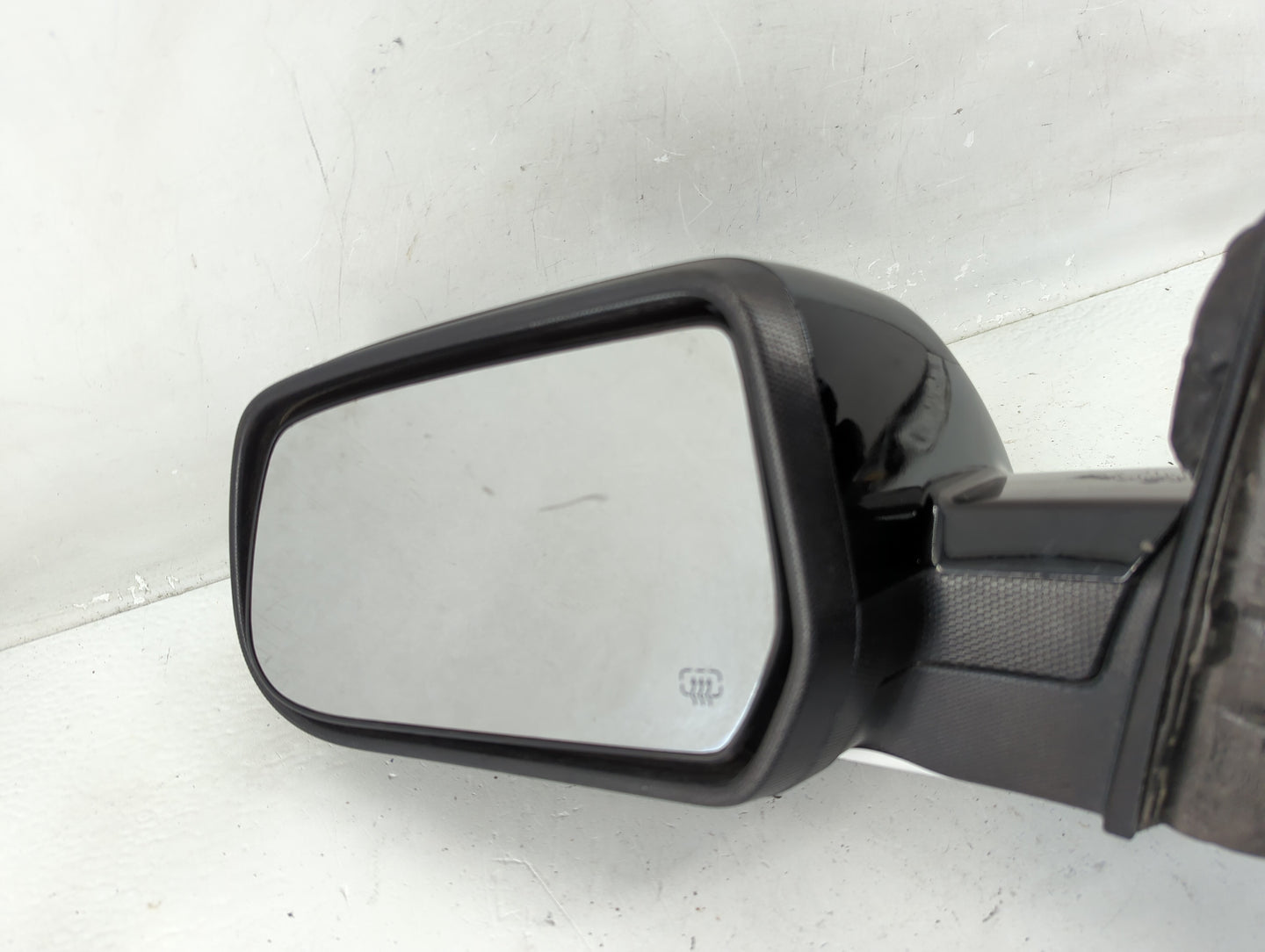 2015-2017 Chevrolet Equinox Side Mirror Replacement Driver Left View Door Mirror P/N:23467312 Fits Fits 2015 2016 2017 OEM U