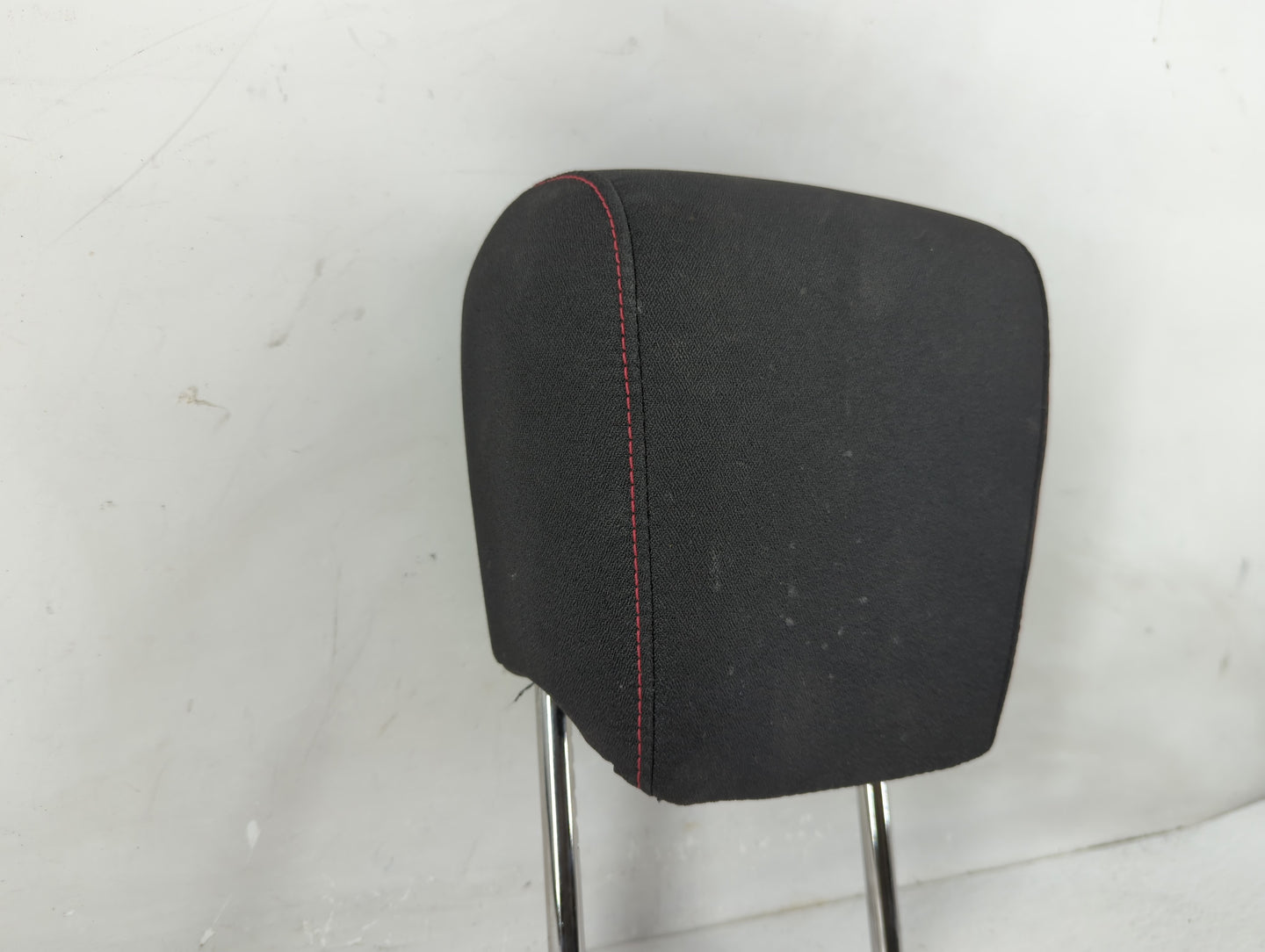 2015 Chevrolet Equinox Headrest Head Rest Front Driver Passenger Seat Fits OEM Used Auto Parts - Oemusedautoparts1.com