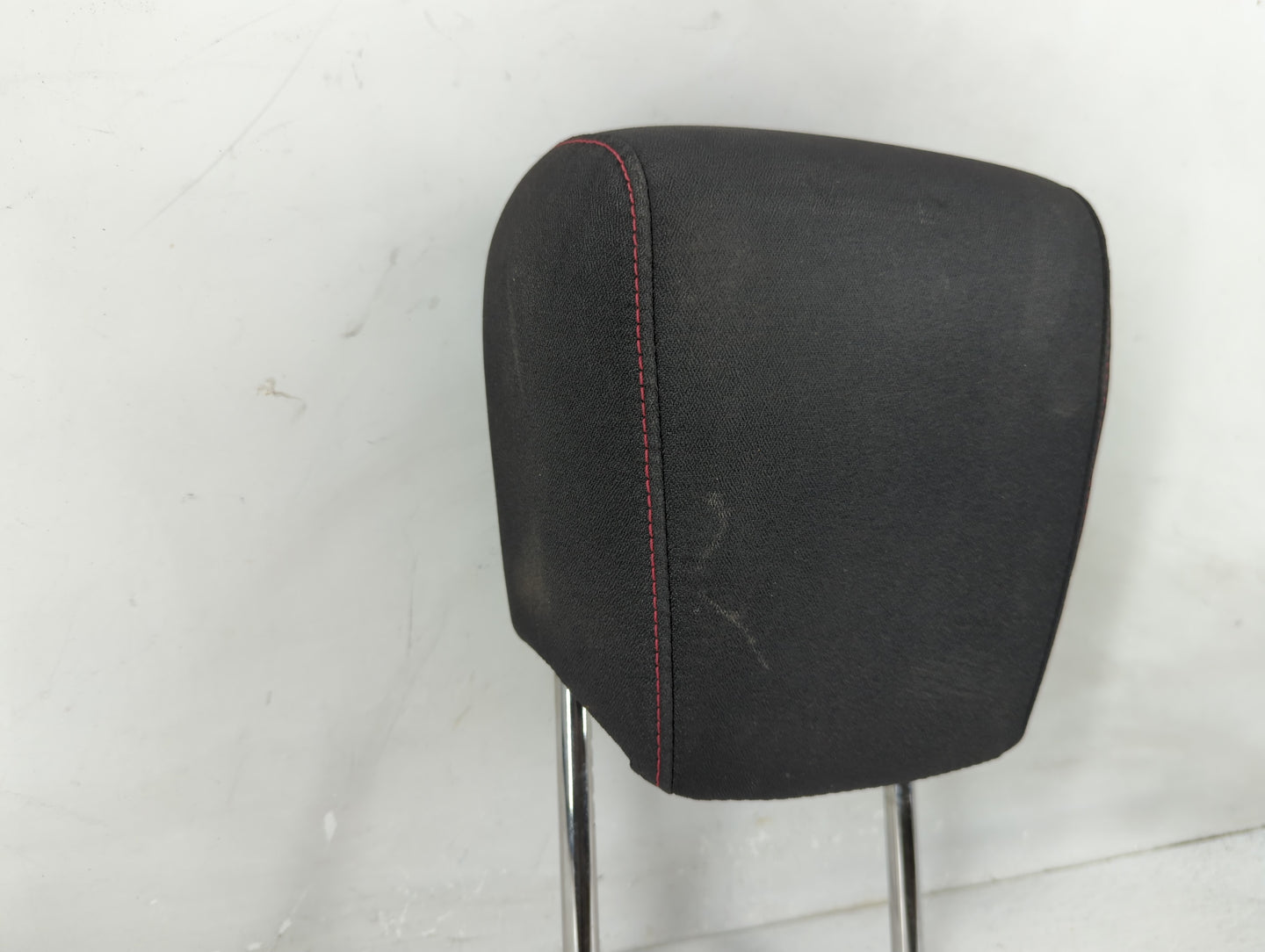 2015 Chevrolet Equinox Headrest Head Rest Rear Seat Fits OEM Used Auto Parts - Oemusedautoparts1.com