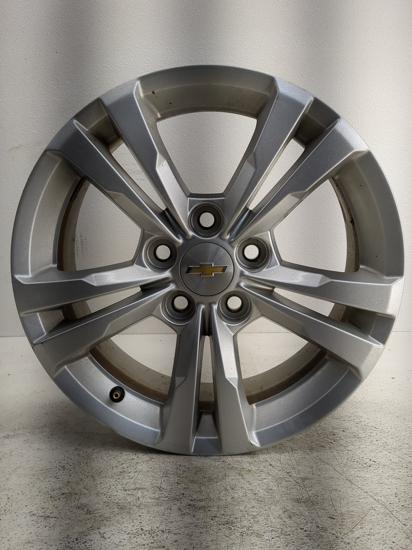 2010-2017 Chevrolet Equinox Oem Wheel Rim - Oemusedautoparts1.com