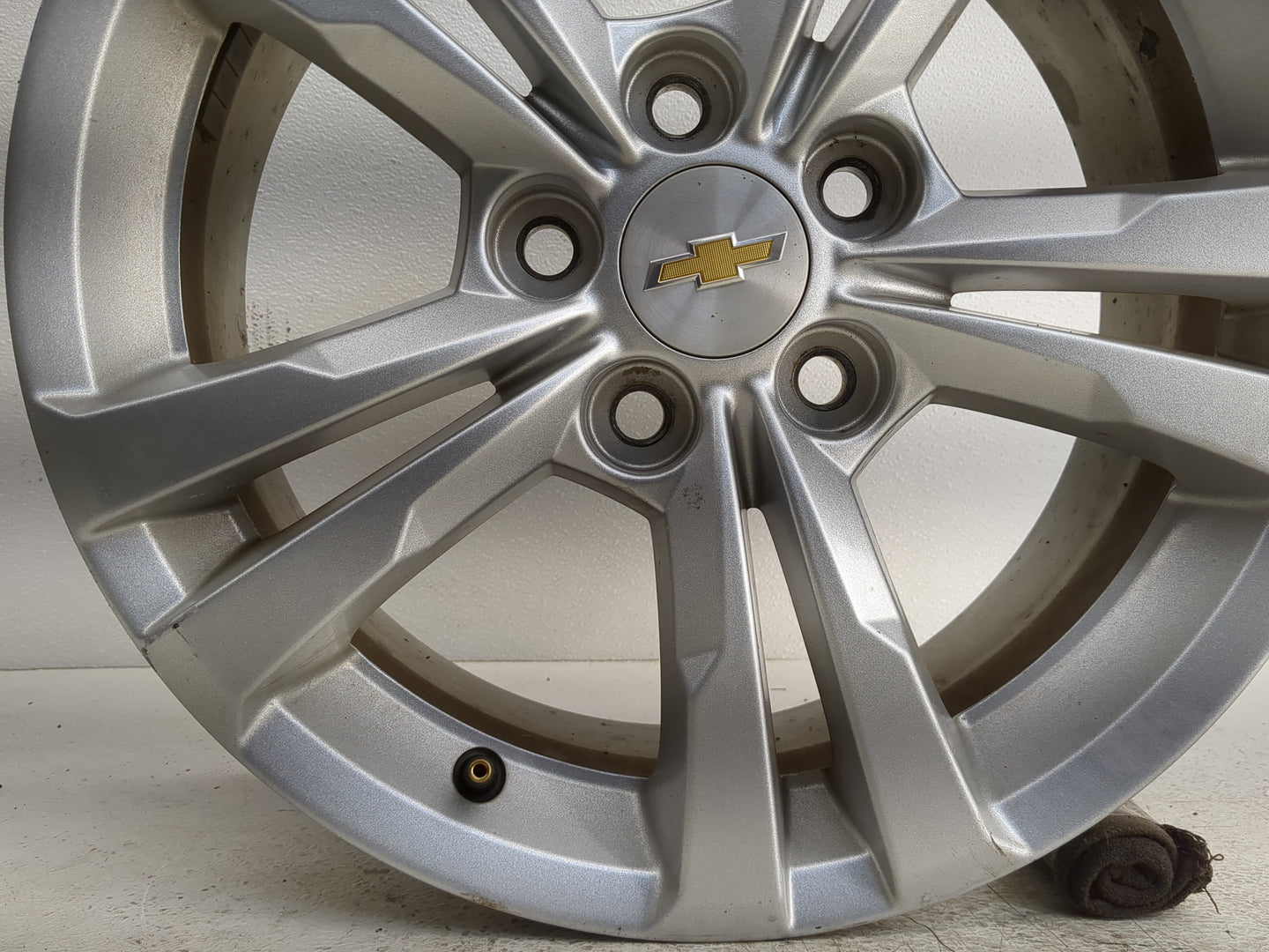 2010-2017 Chevrolet Equinox Oem Wheel Rim 1247589 - Oemusedautoparts1.com