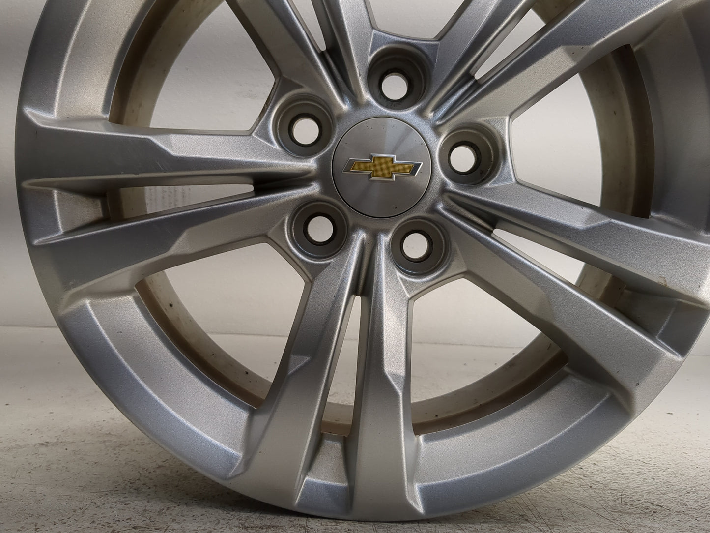 2010-2017 Chevrolet Equinox Oem Wheel Rim 1247590 - Oemusedautoparts1.com