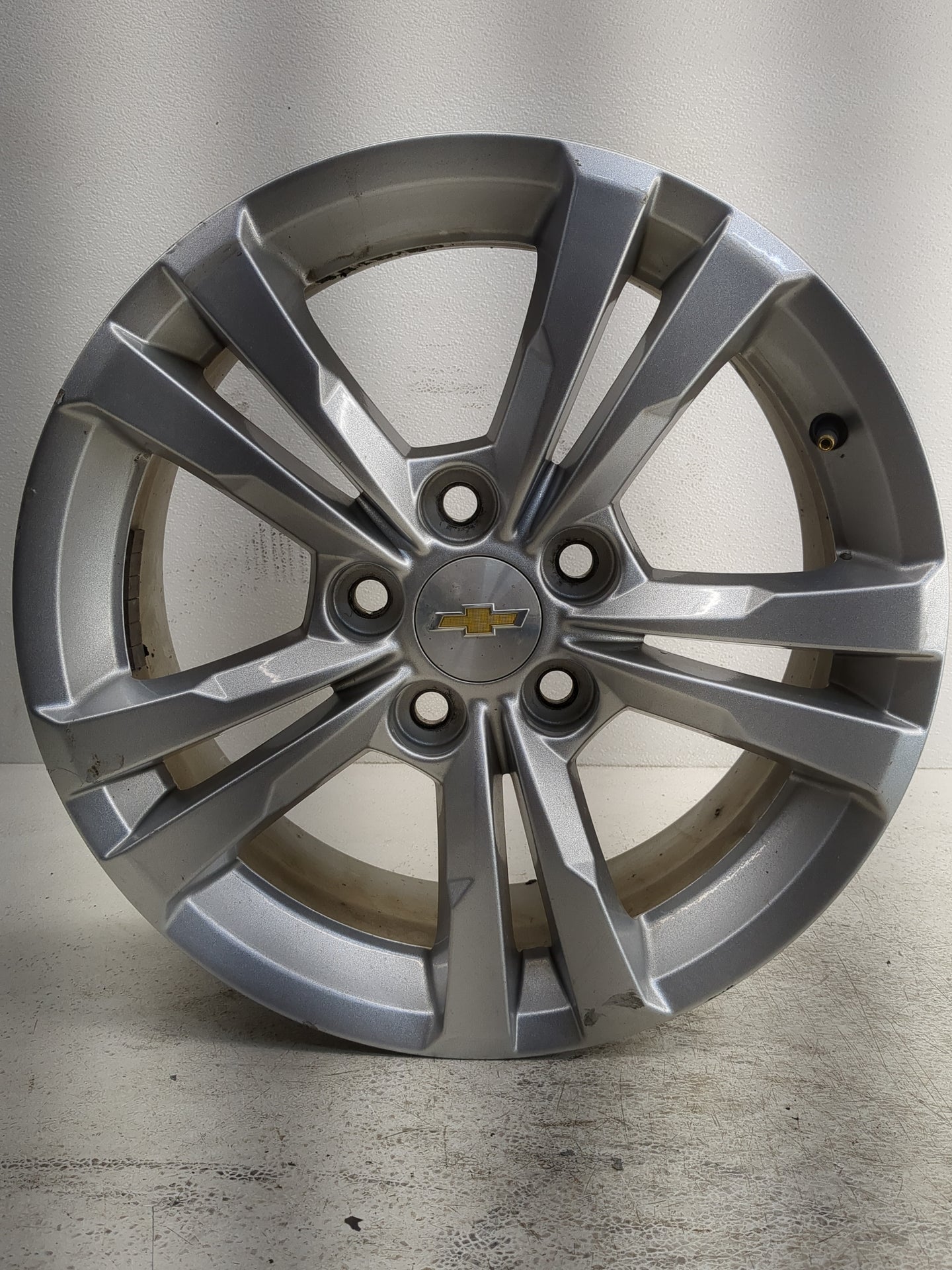 2010-2017 Chevrolet Equinox Oem Wheel Rim - Oemusedautoparts1.com