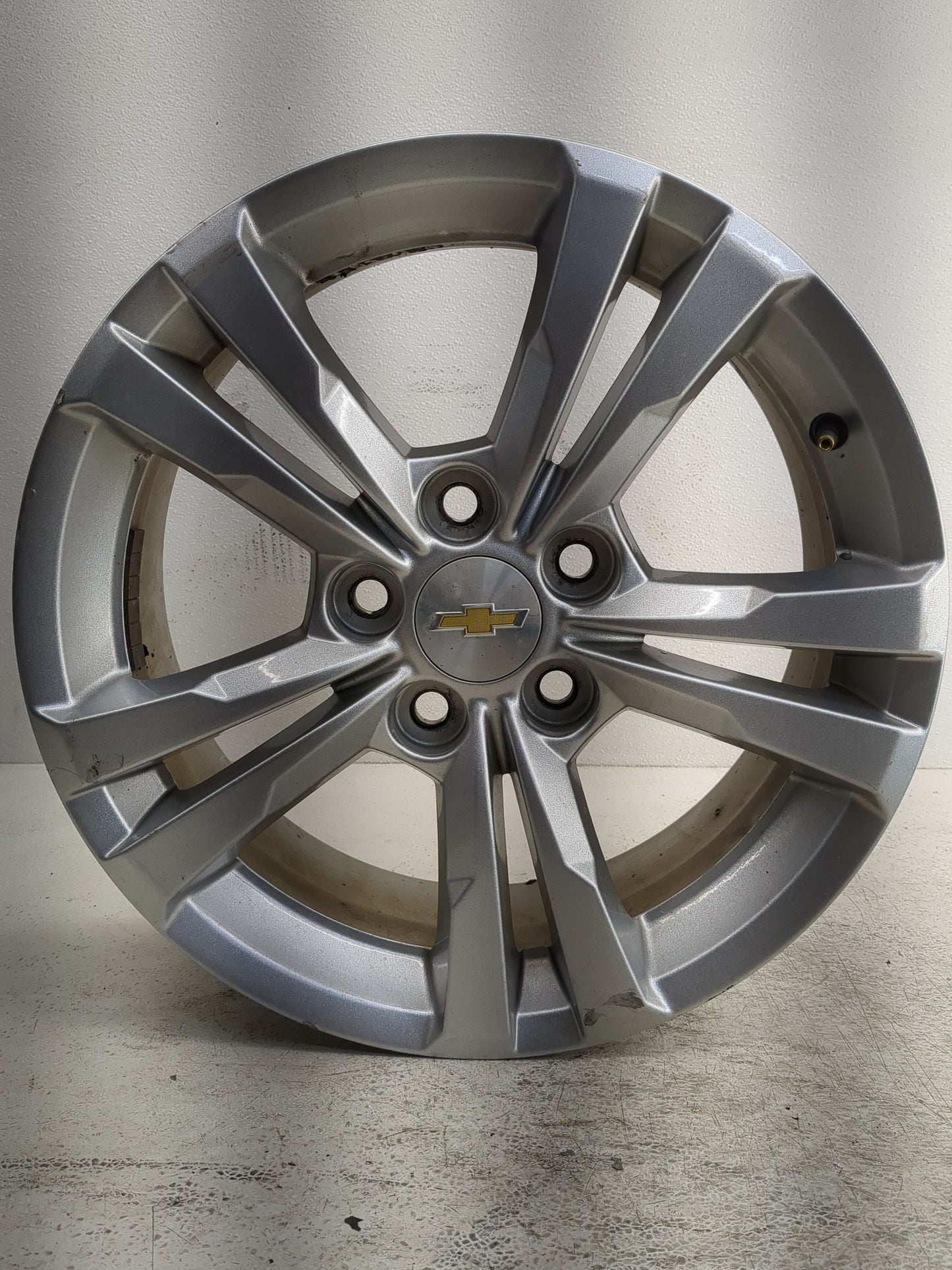 2010-2017 Chevrolet Equinox Oem Wheel Rim - Oemusedautoparts1.com