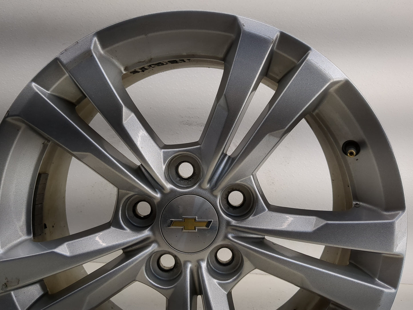 2010-2017 Chevrolet Equinox Oem Wheel Rim - Oemusedautoparts1.com