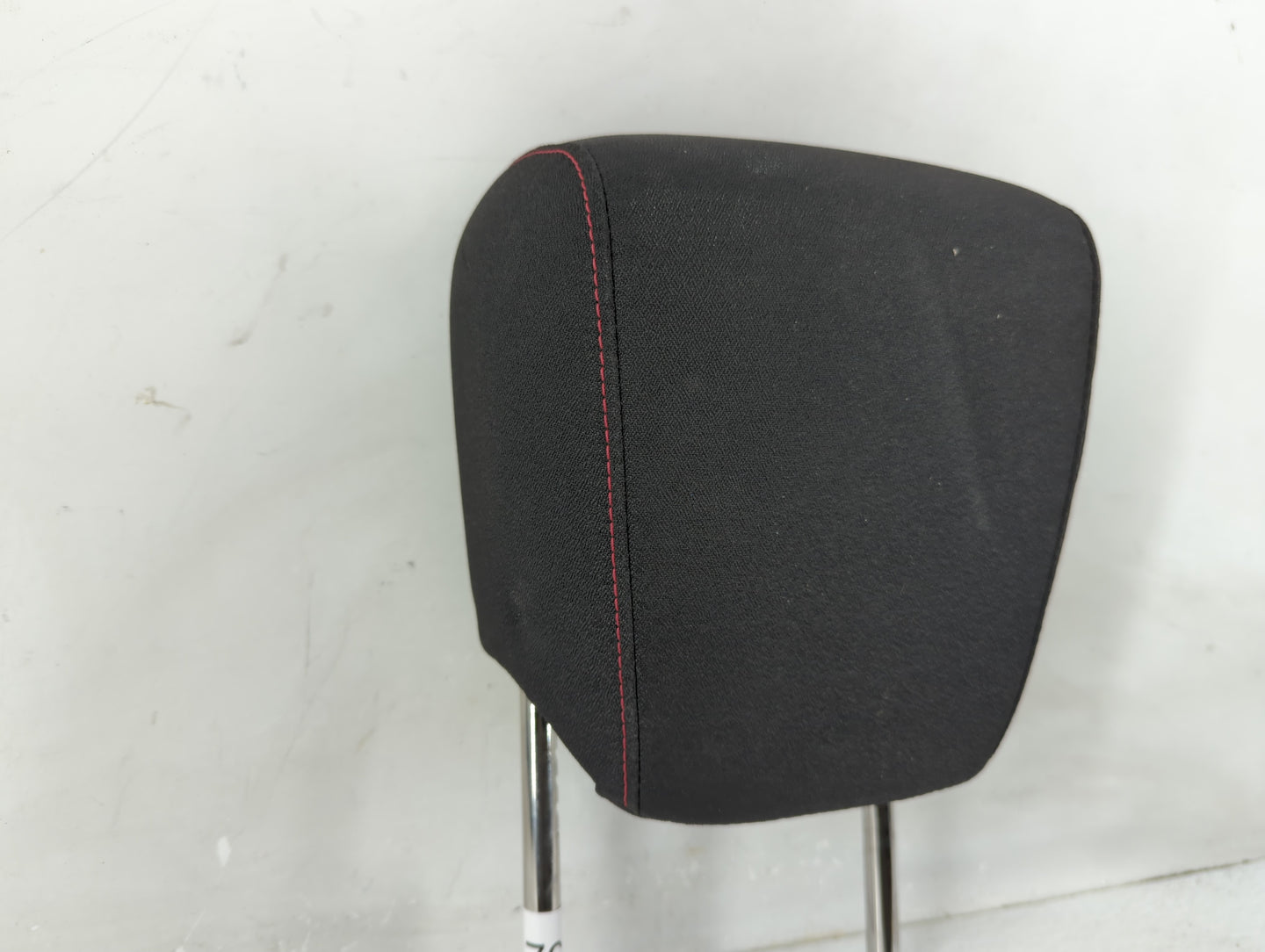 2015 Chevrolet Equinox Headrest Head Rest Front Driver Passenger Seat Fits OEM Used Auto Parts - Oemusedautoparts1.com