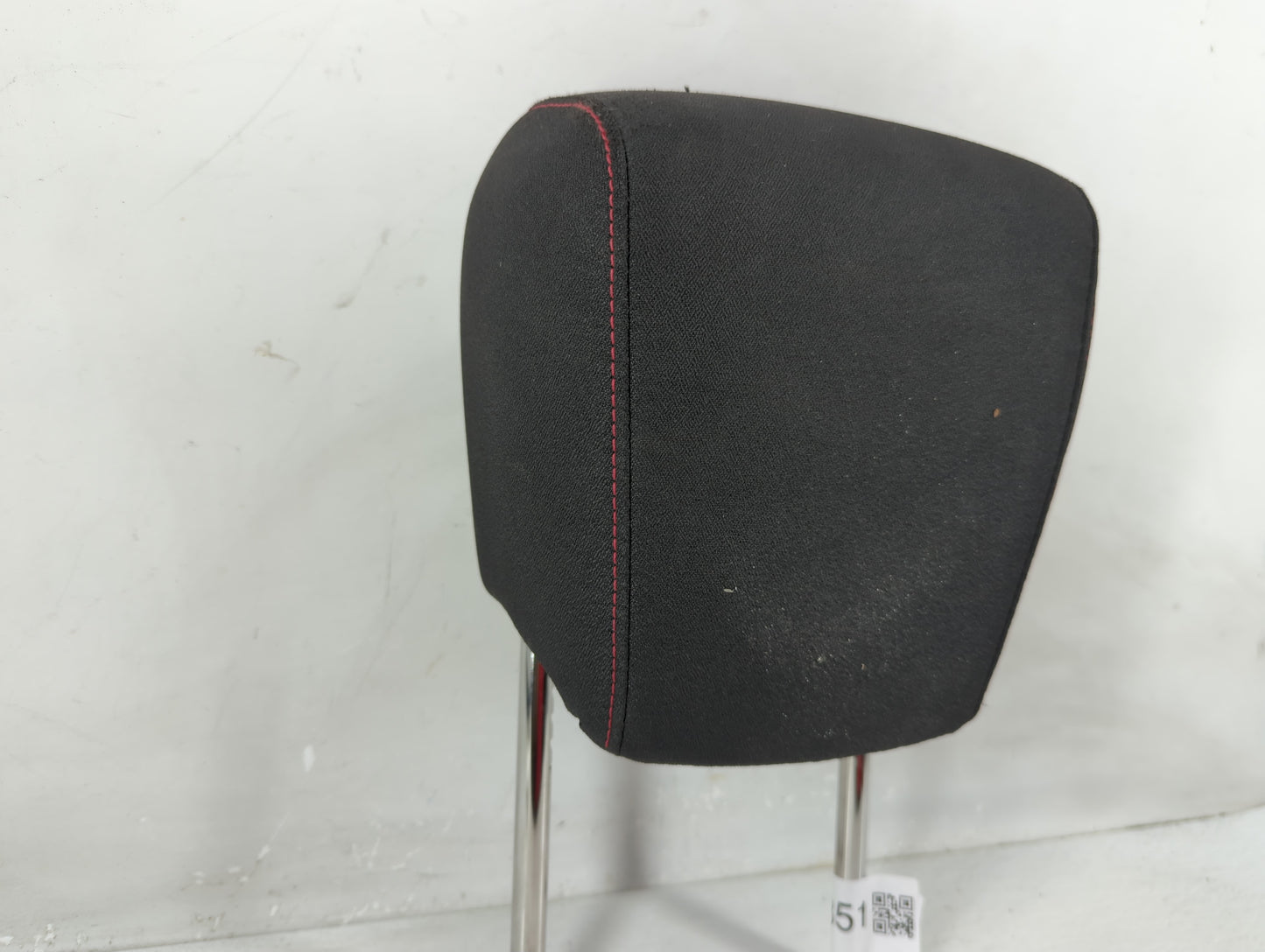 2015 Chevrolet Equinox Headrest Head Rest Rear Seat Fits OEM Used Auto Parts - Oemusedautoparts1.com