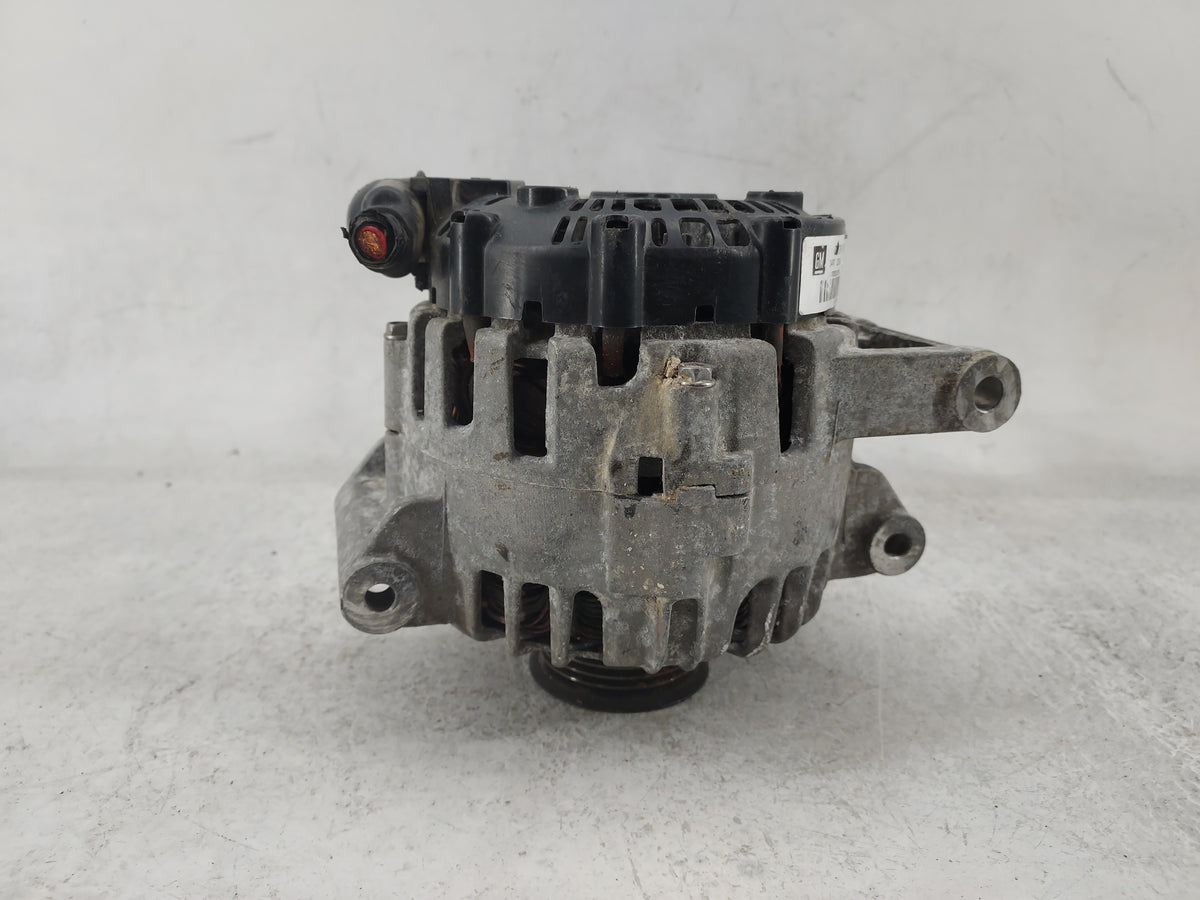 2010-2017 Chevrolet Equinox Alternator Replacement Generator Charging Assembly Engine OEM Fits OEM Used Auto Parts - Oemused