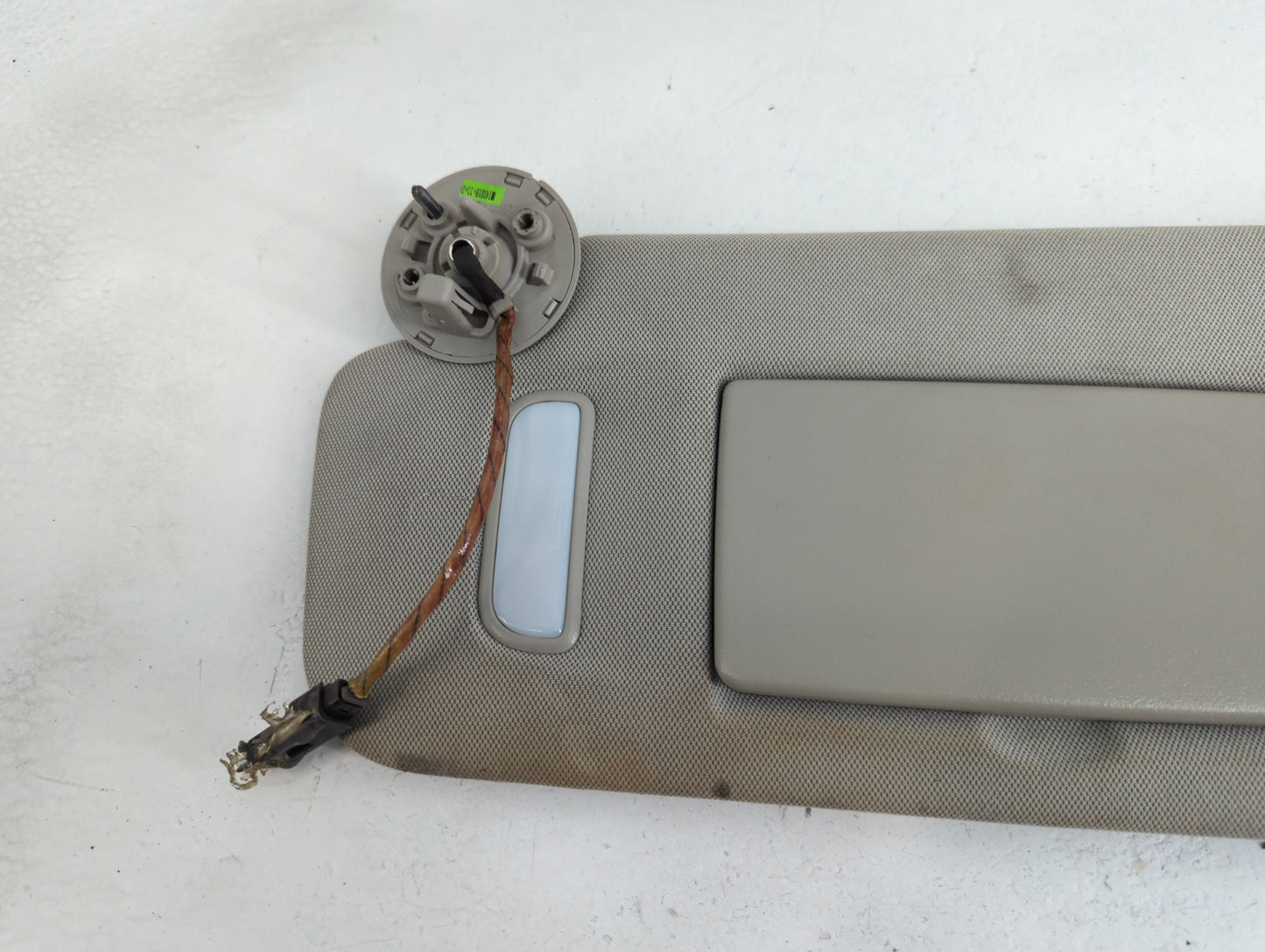 2010-2017 Chevrolet Equinox Sun Visor Shade Replacement Driver Left Mirror Fits Fits 2010 2011 2012 2013 2014 2015 2016 2017