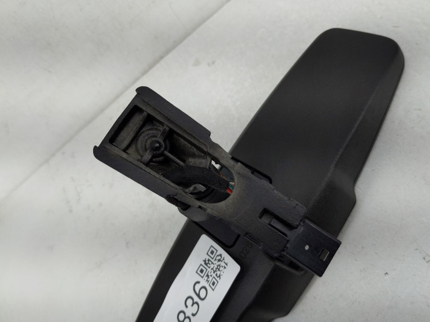2010-2017 Chevrolet Equinox Interior Rear View Mirror Replacement OEM P/N:E11026392 Fits OEM Used Auto Parts - Oemusedautopa