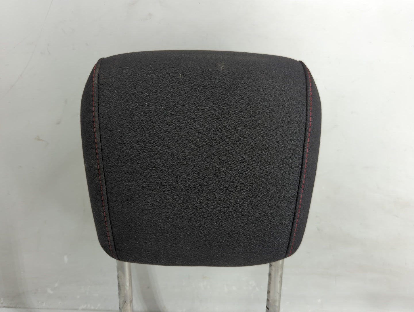 2015 Chevrolet Equinox Headrest Head Rest Rear Seat Fits OEM Used Auto Parts - Oemusedautoparts1.com