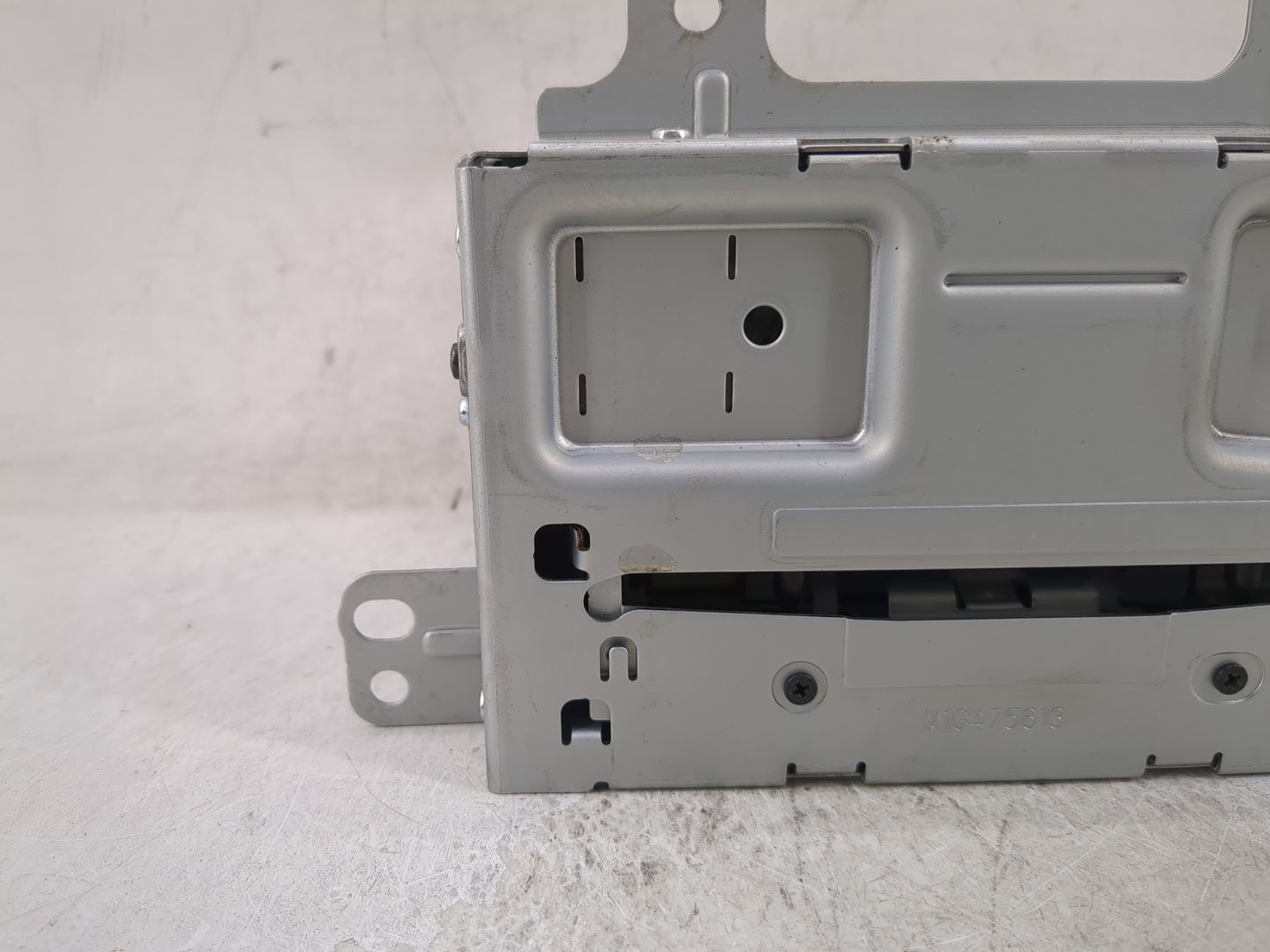 2015 Chevrolet Equinox Radio AM FM Cd Player Receiver Replacement P/N:23495273 Fits Fits 2014 2016 2017 OEM Used Auto Parts 
