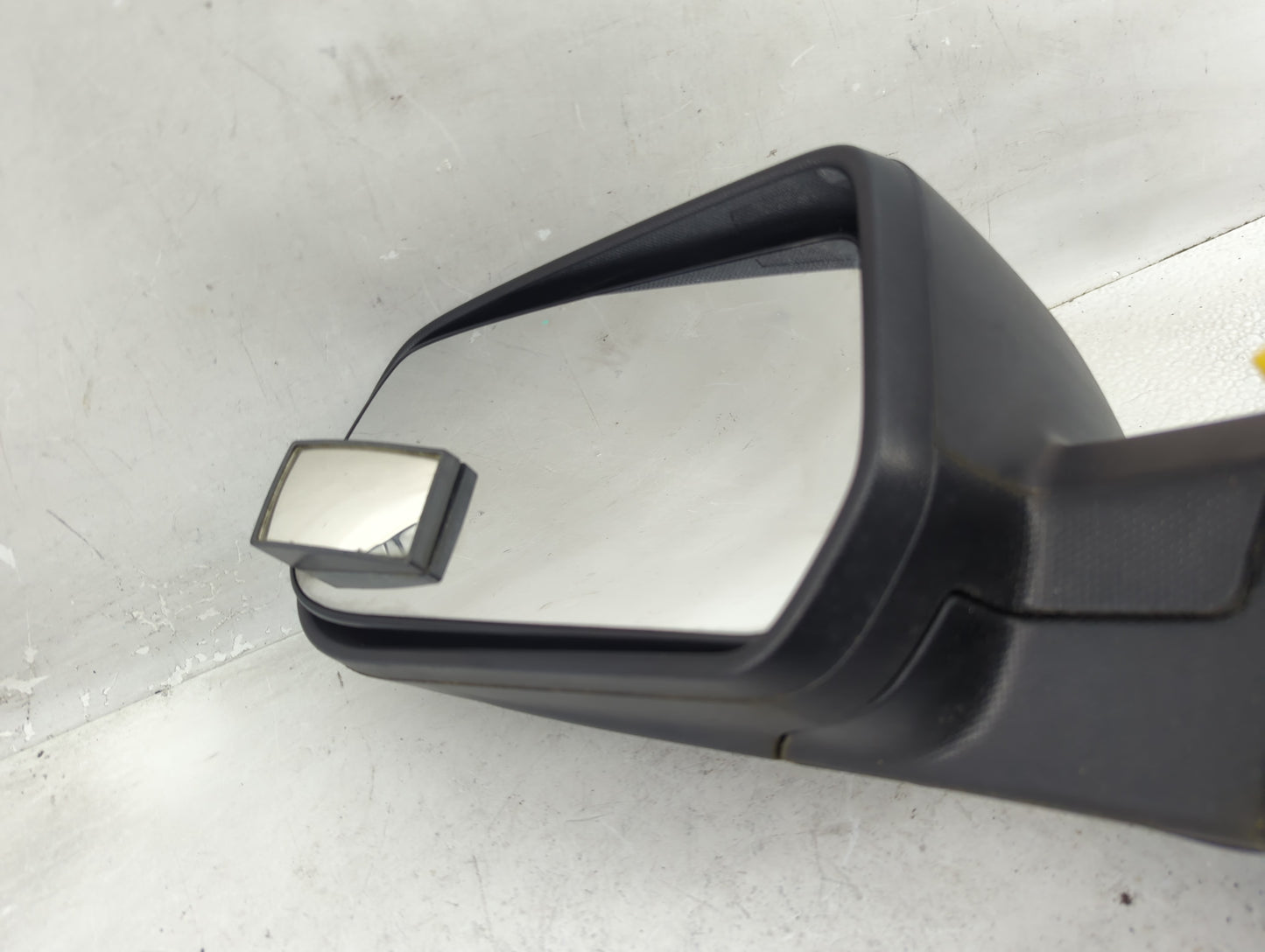 2015-2017 Chevrolet Equinox Side Mirror Replacement Driver Left View Door Mirror P/N:23467282 Fits Fits 2015 2016 2017 OEM U