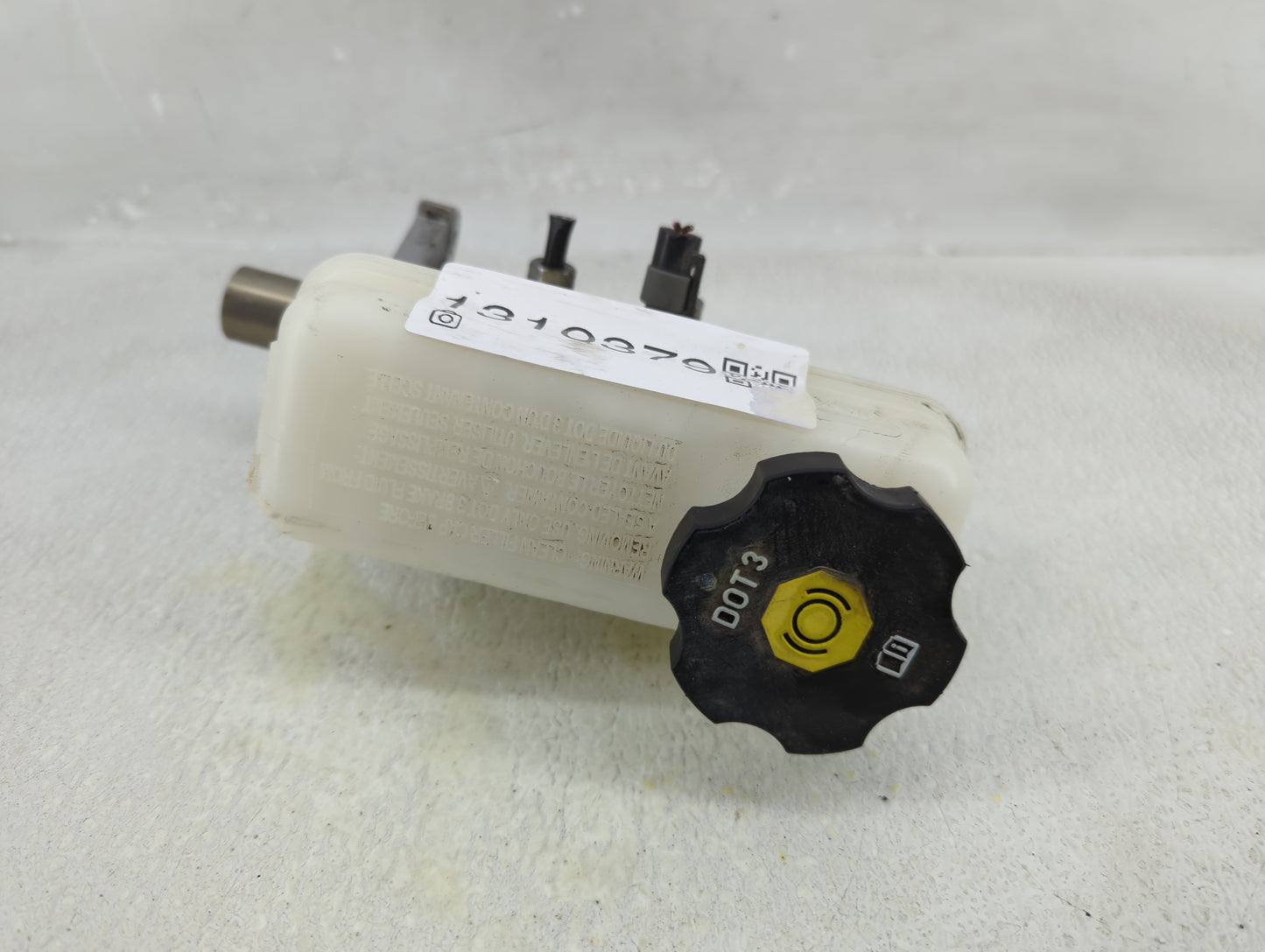 2011-2017 Chevrolet Equinox Brake Master Cylinder - Oemusedautoparts1.com