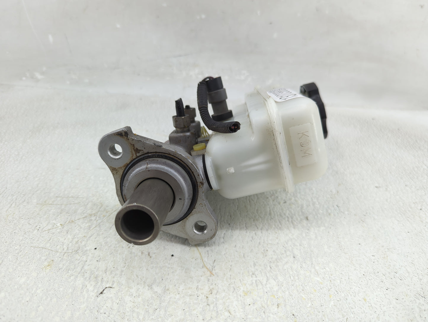 2011-2017 Chevrolet Equinox Brake Master Cylinder - Oemusedautoparts1.com