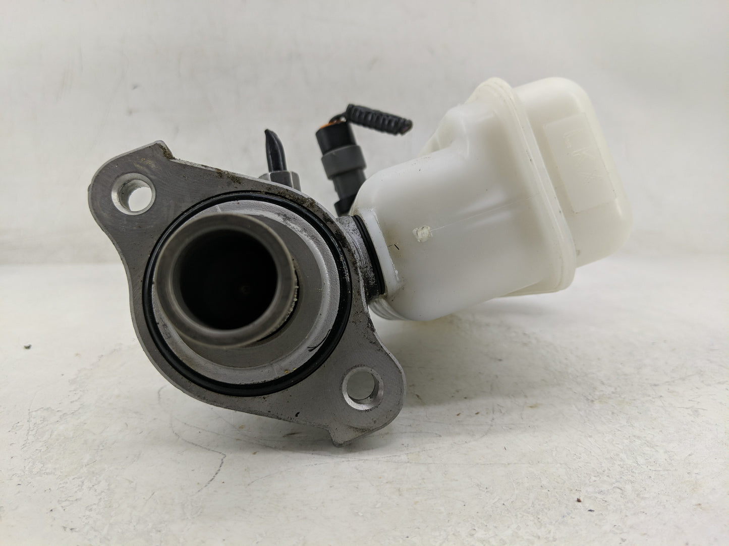 2011-2017 Chevrolet Equinox Brake Master Cylinder - Oemusedautoparts1.com