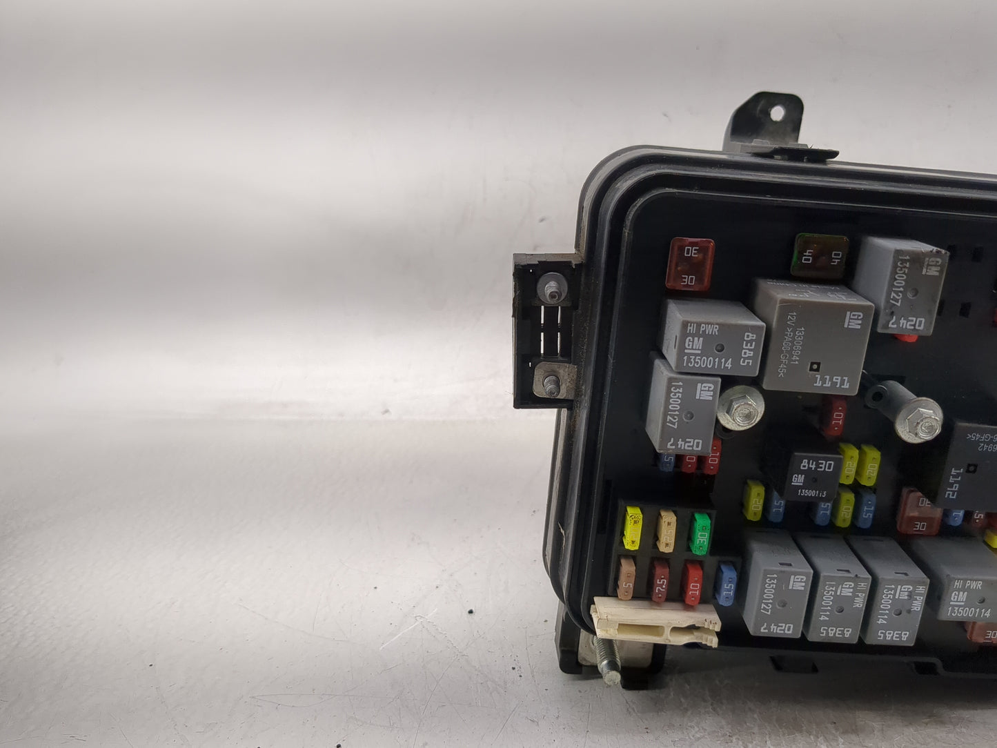 2013-2015 Chevrolet Equinox Fusebox Fuse Box Panel Relay Module P/N:22929762 01 Fits Fits 2013 2014 2015 OEM Used Auto Parts