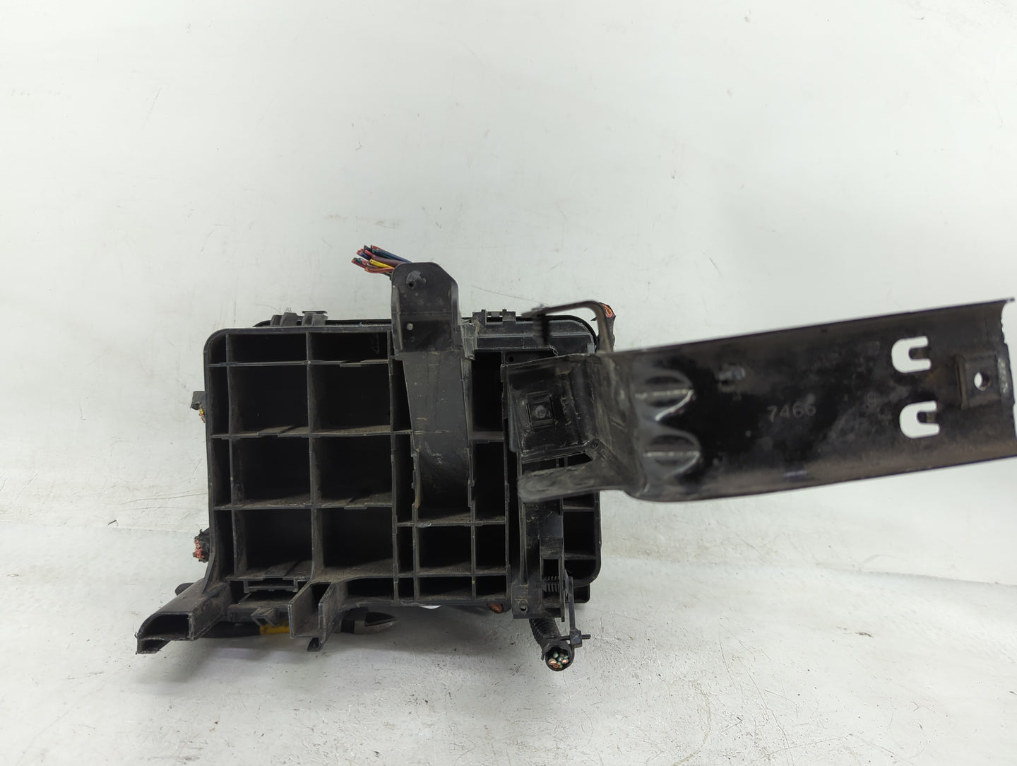 2013-2015 Chevrolet Equinox Fusebox Fuse Box Panel Relay Module P/N:22929762 01 Fits Fits 2013 2014 2015 OEM Used Auto Parts